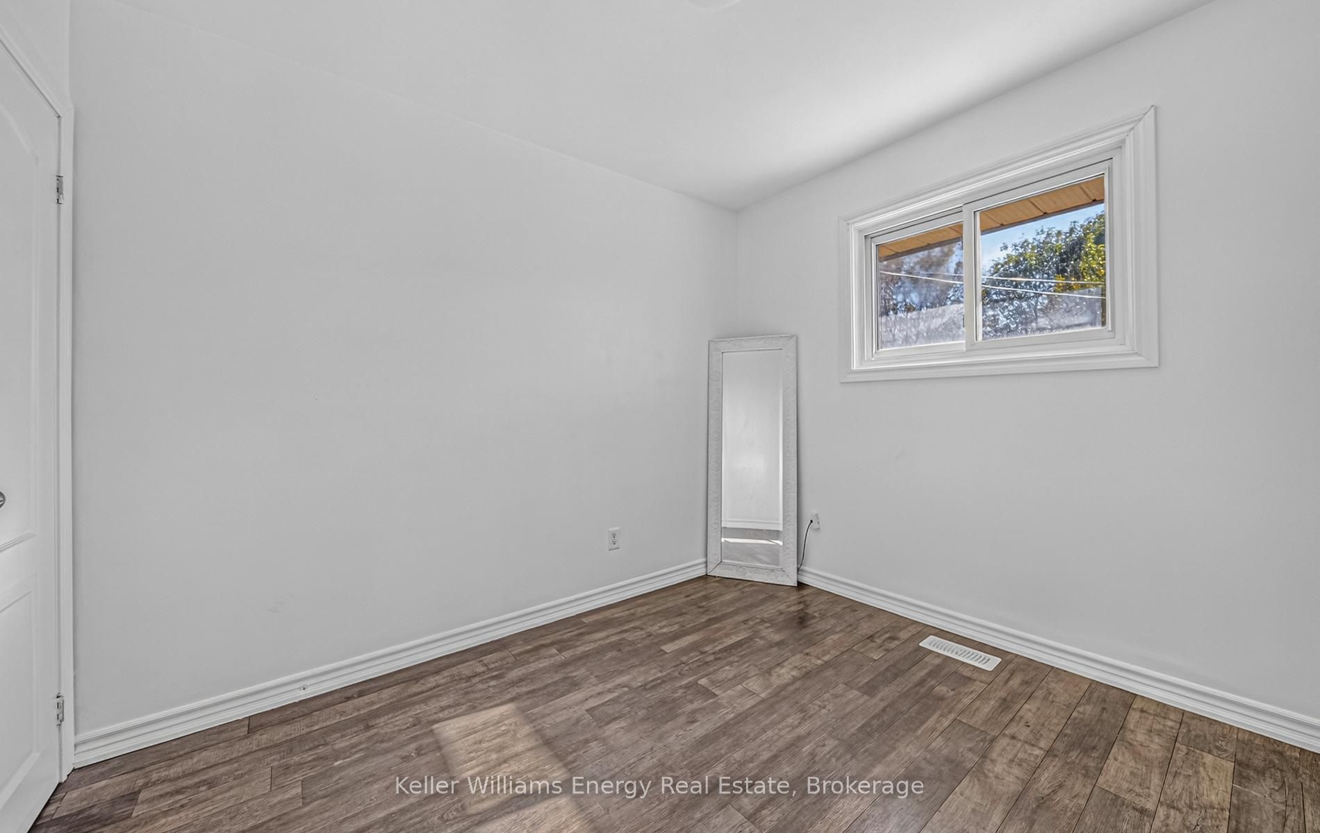381 Conant Street Property Photo 23