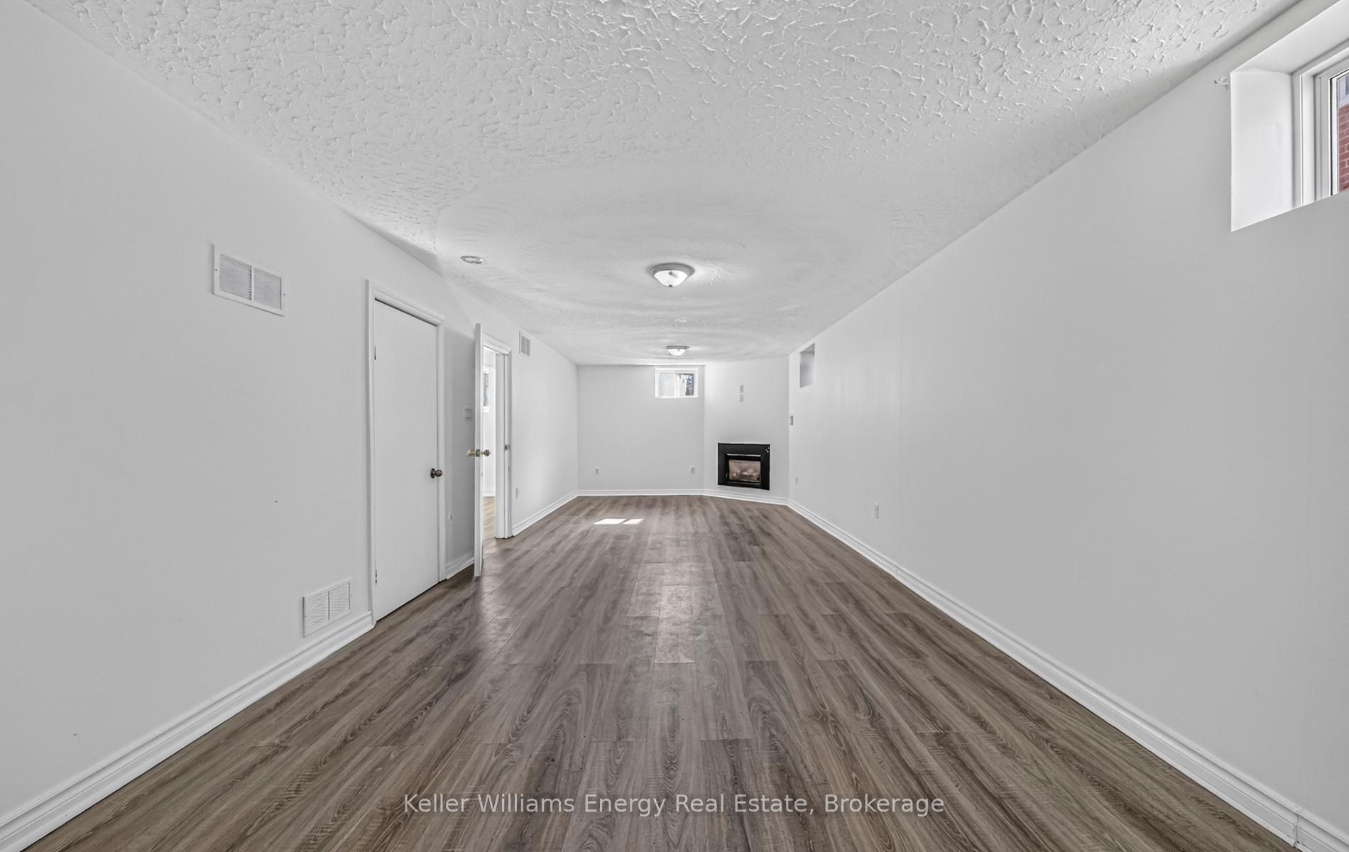 381 Conant Street Property Photo 34