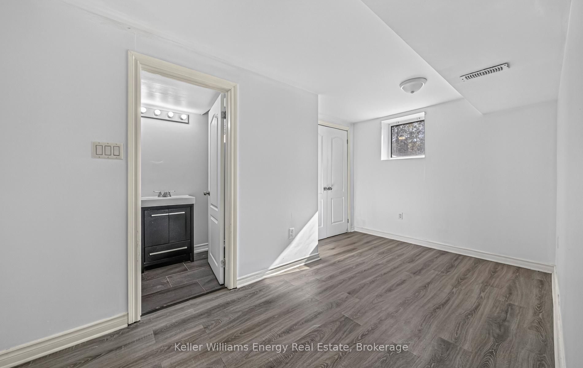 381 Conant Street Property Photo 35