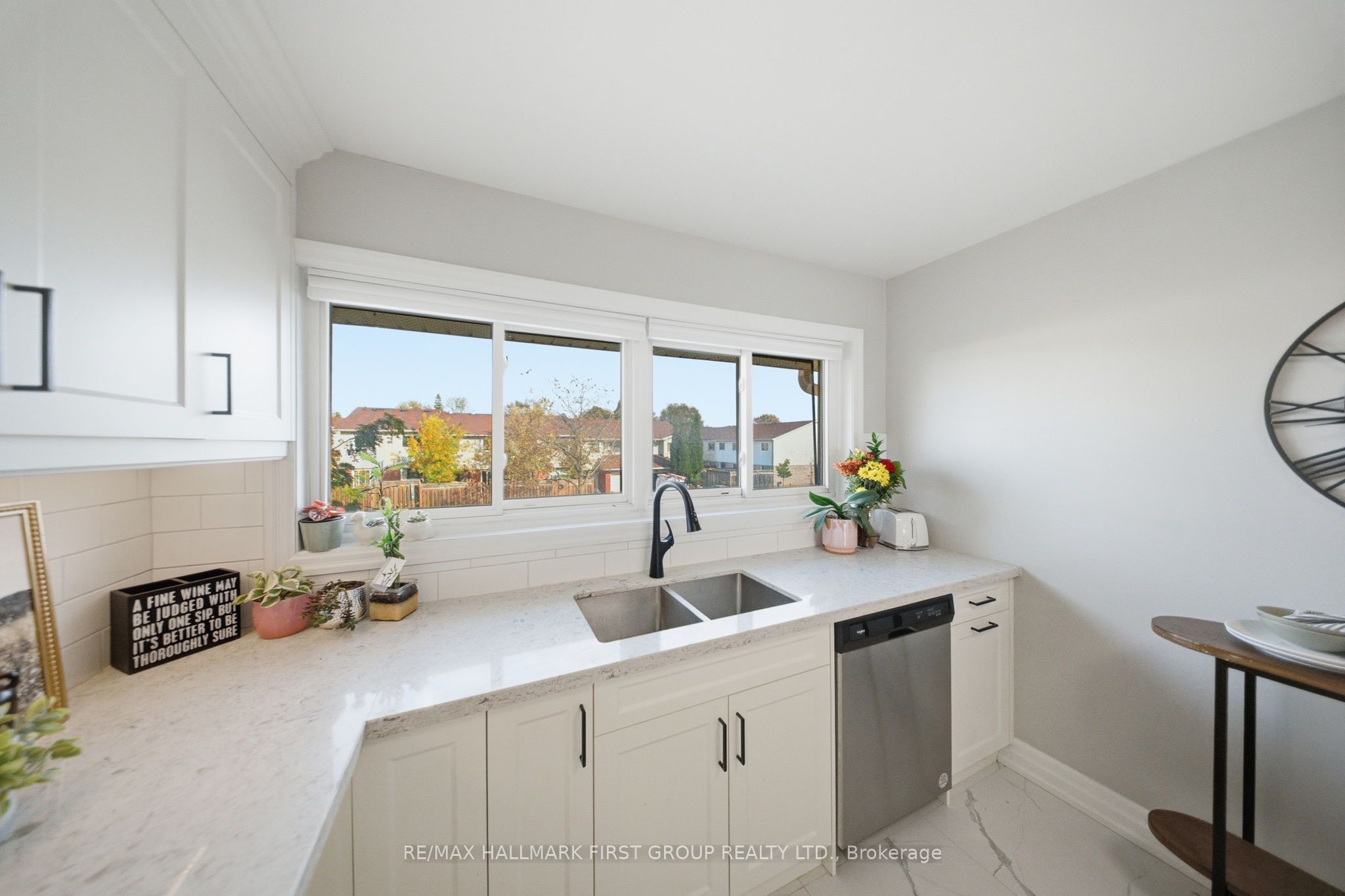 1958 Rosefield Road 16 Property Photo 8