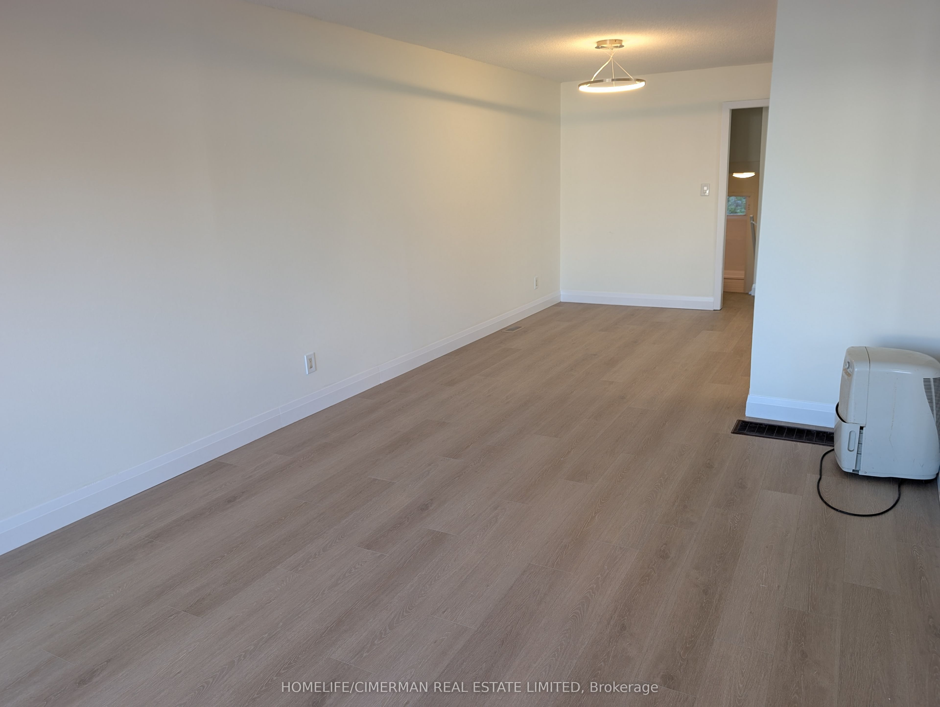 202 Durham Street Property Photo 7