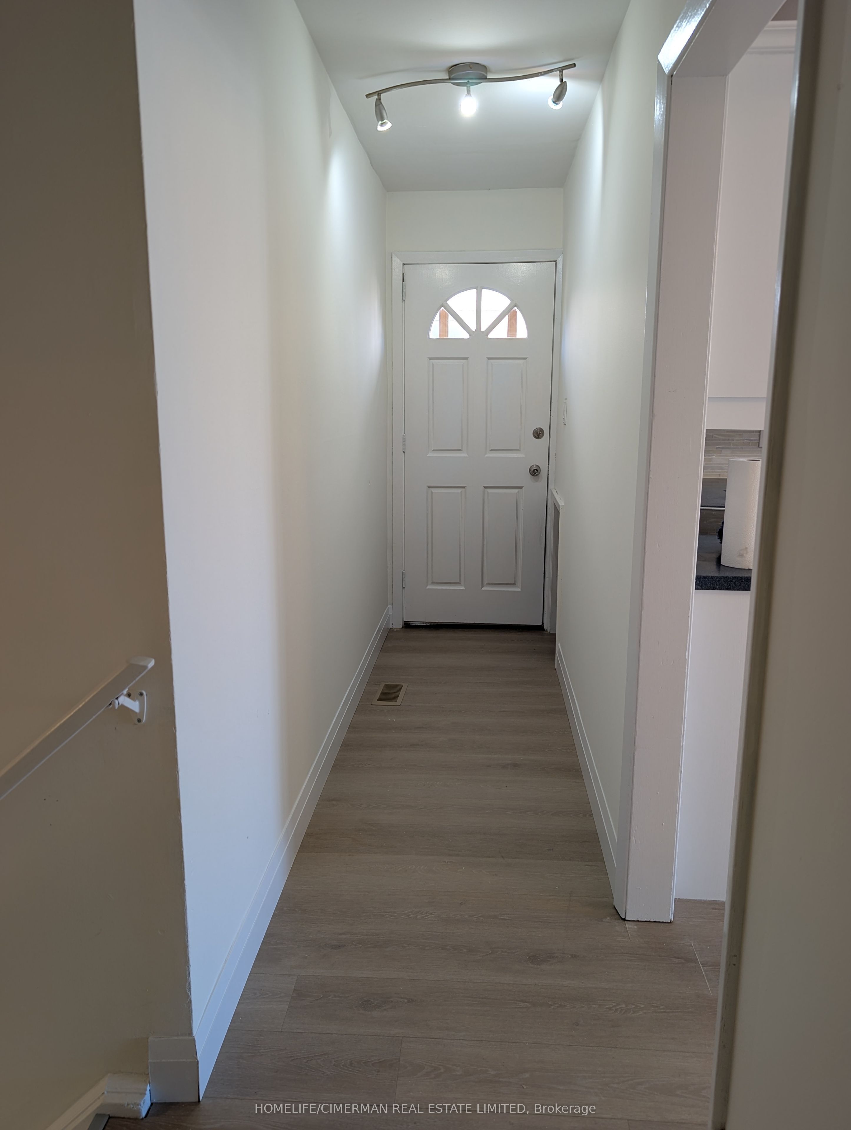 202 Durham Street Property Photo 8