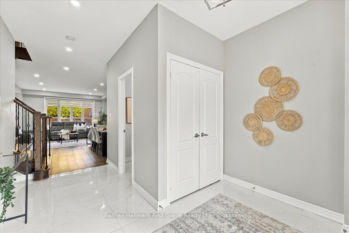 9 Tampsett Avenue Property Photo 5