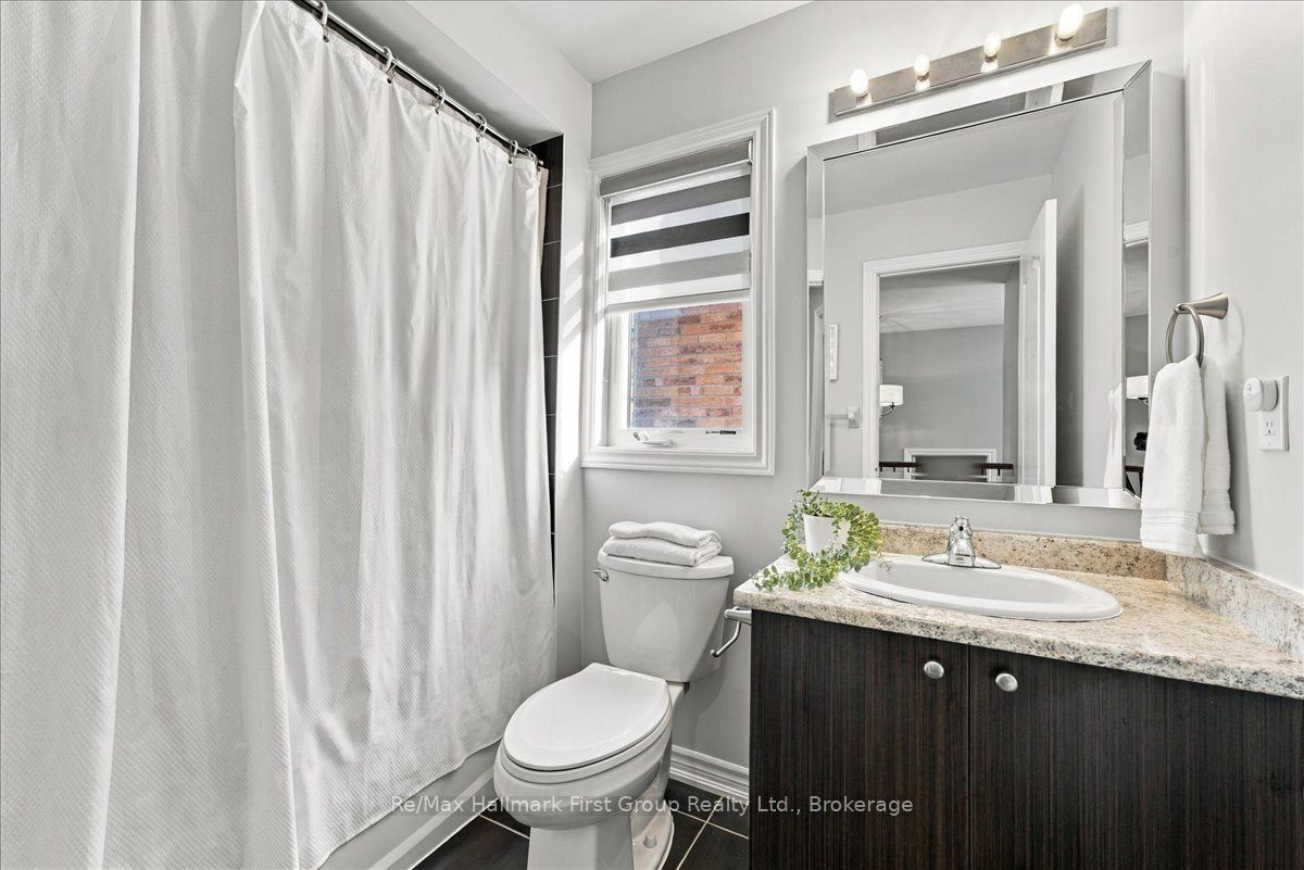 9 Tampsett Avenue Property Photo 32
