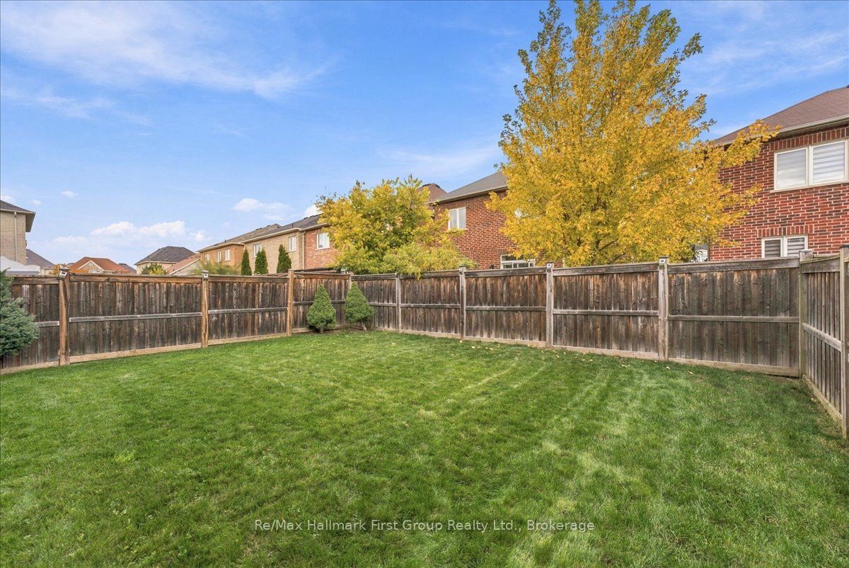 9 Tampsett Avenue Property Photo 34