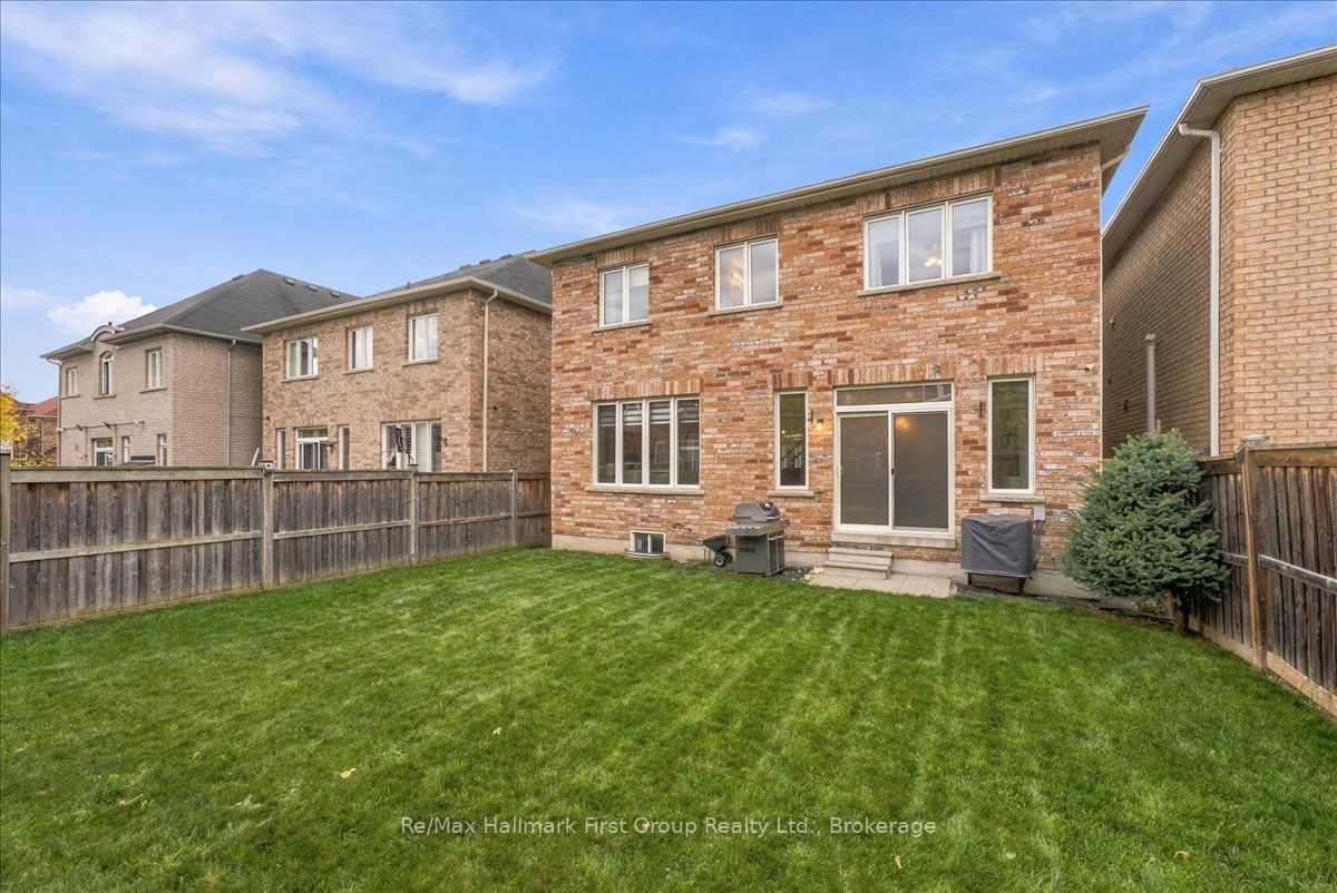 9 Tampsett Avenue Property Photo 36