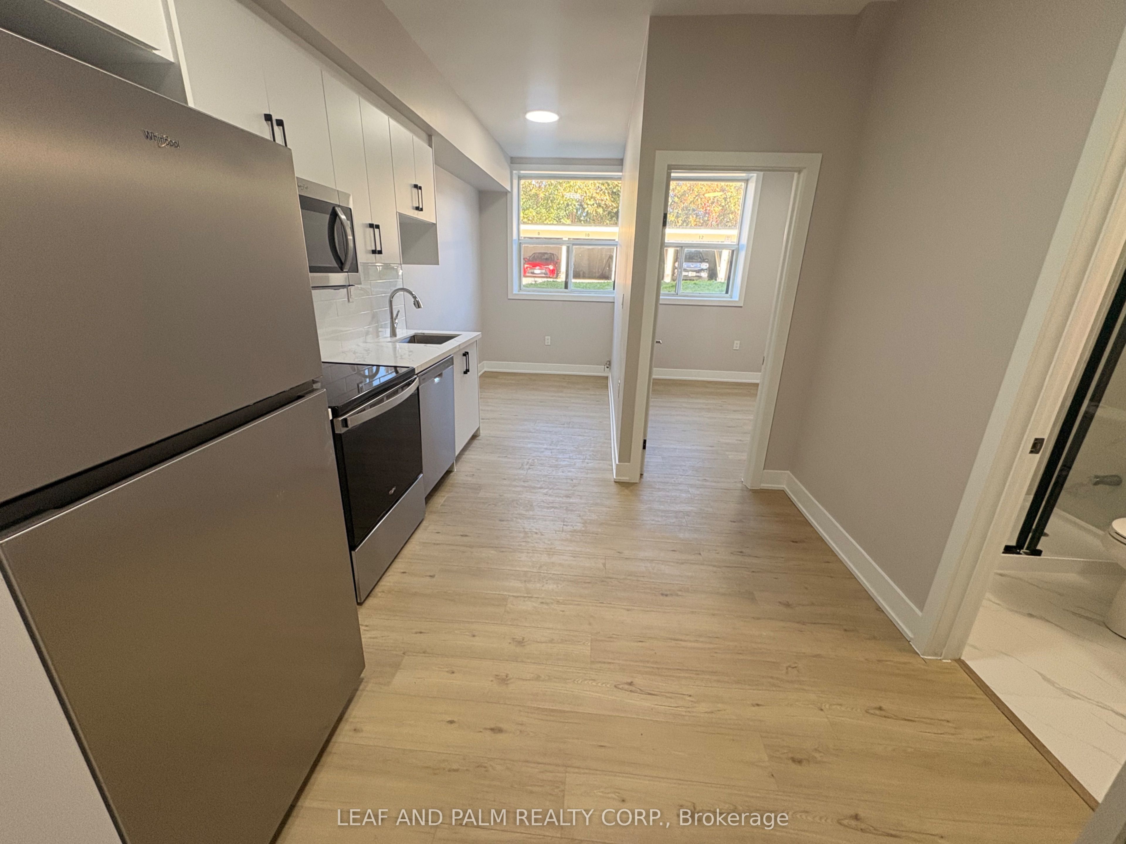1689 Victoria Pk Avenue 100 Property Photo 2
