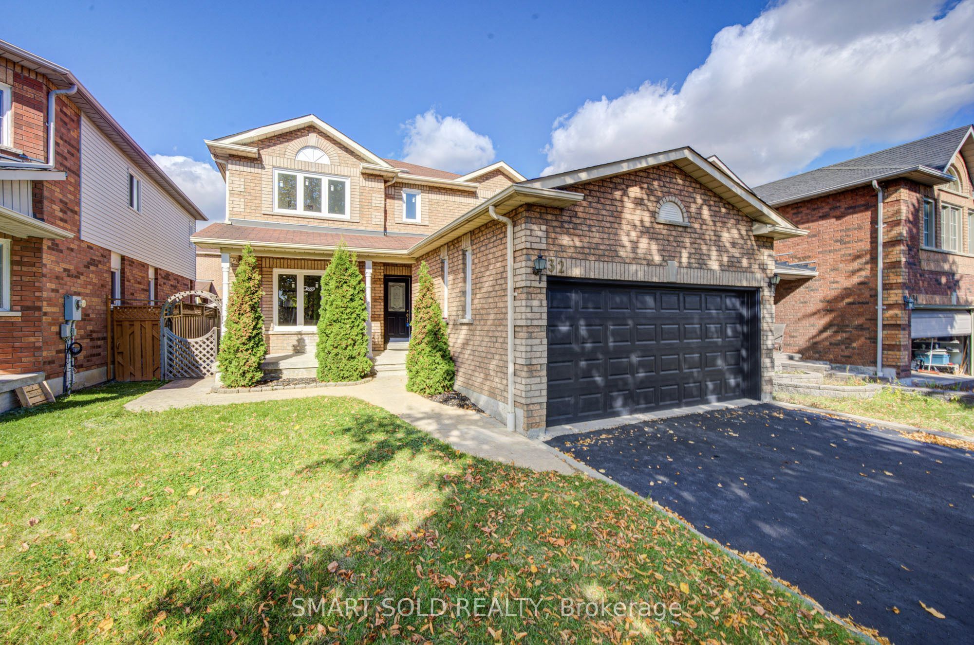 32 Brockman Crescent Property Photo 2