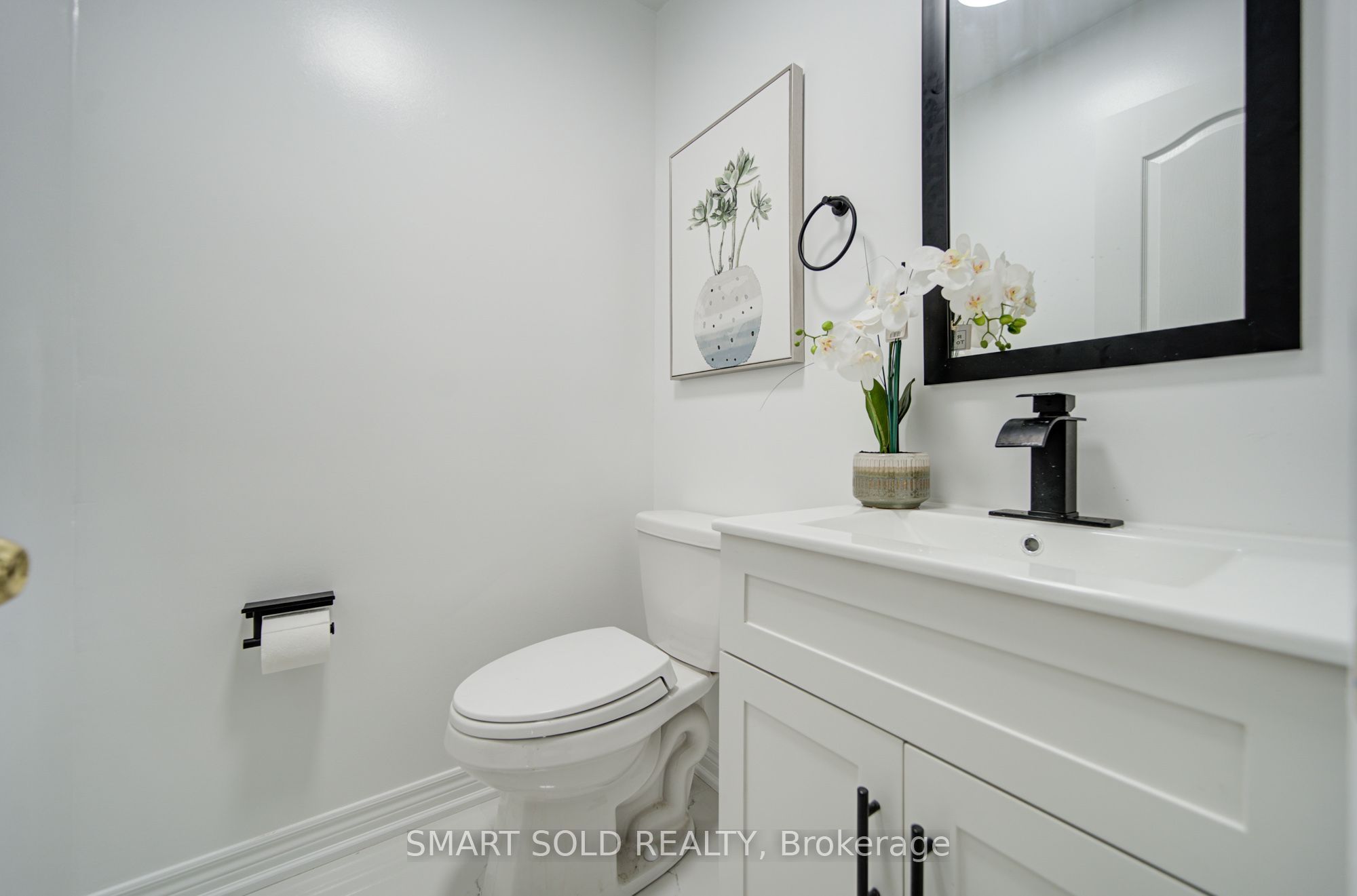 32 Brockman Crescent Property Photo 7