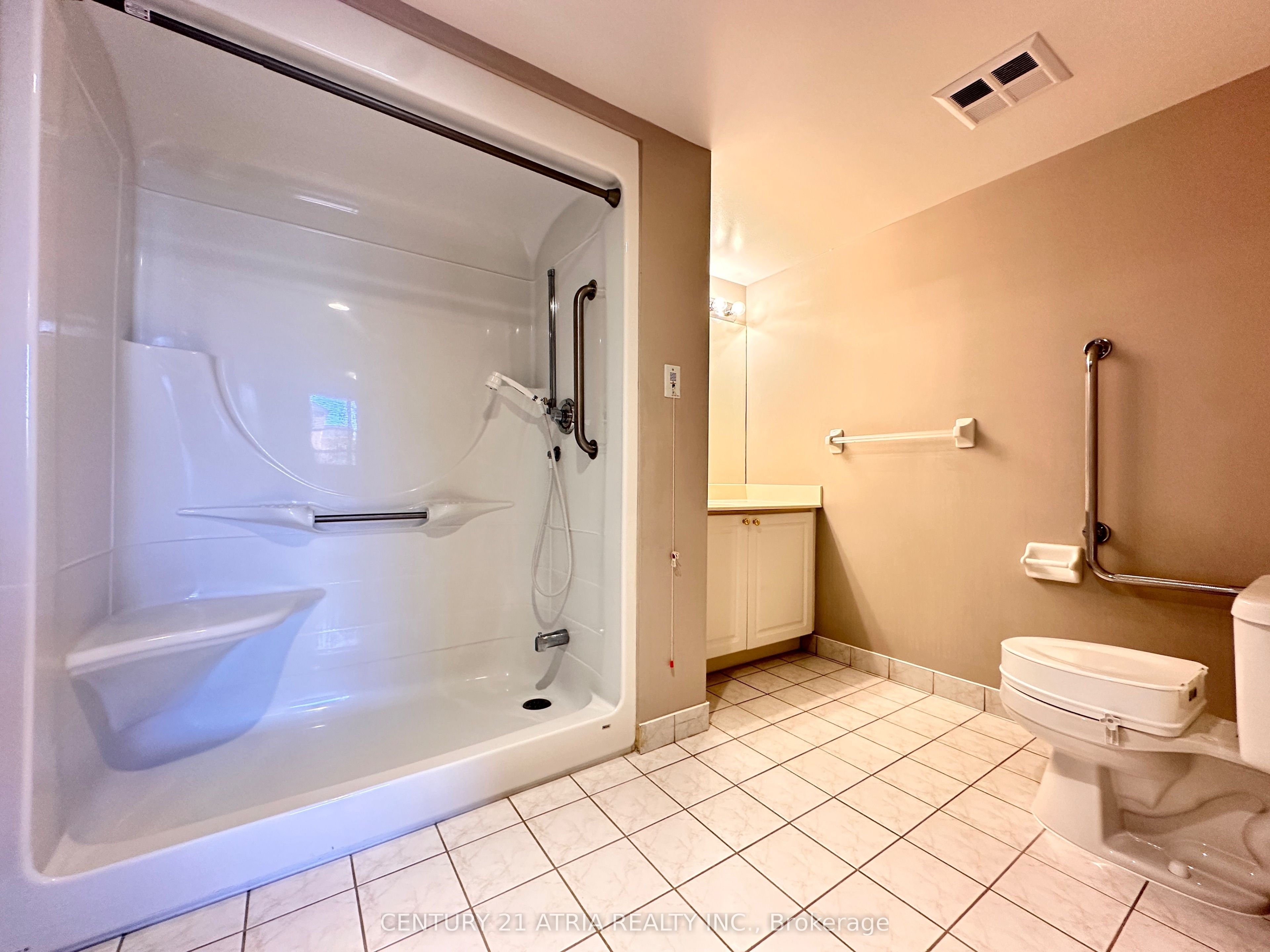 3088 Kennedy Road 211 Property Photo 8