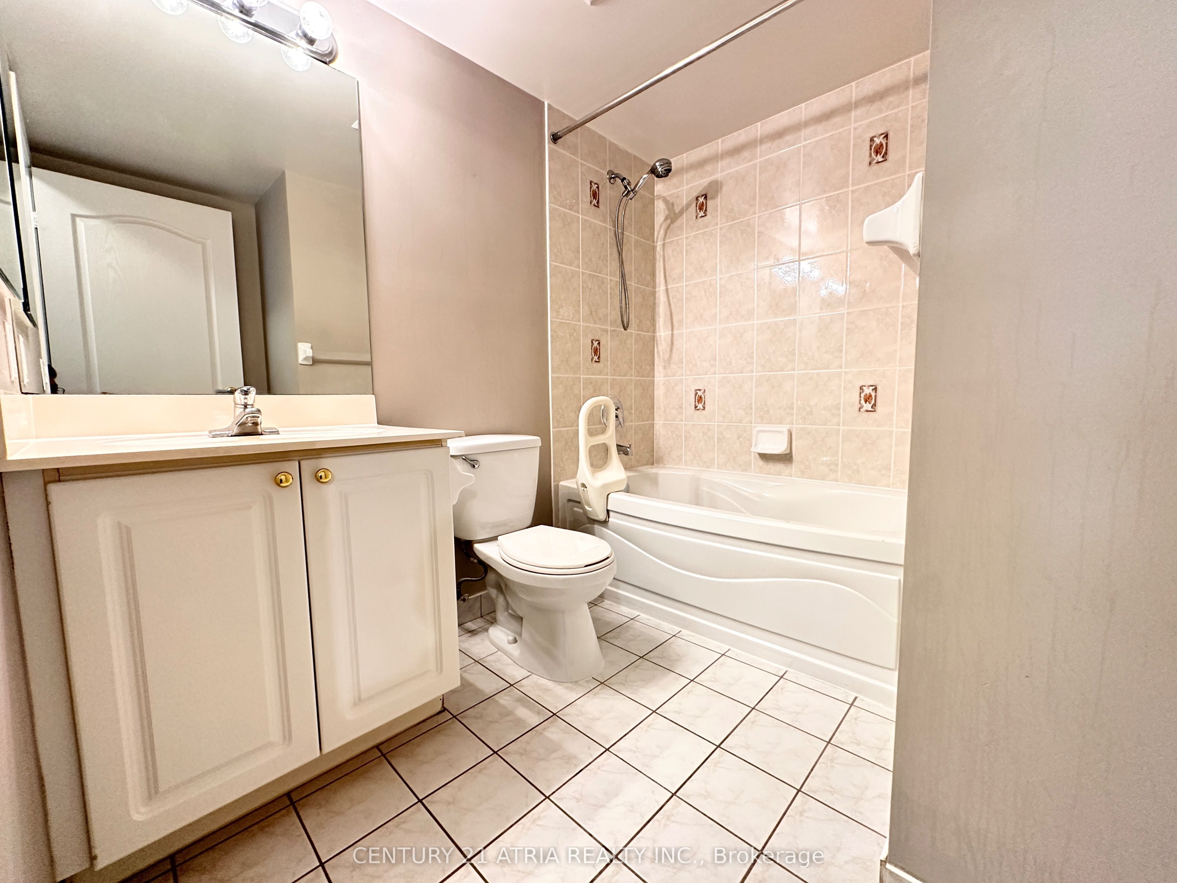 3088 Kennedy Road 211 Property Photo 11