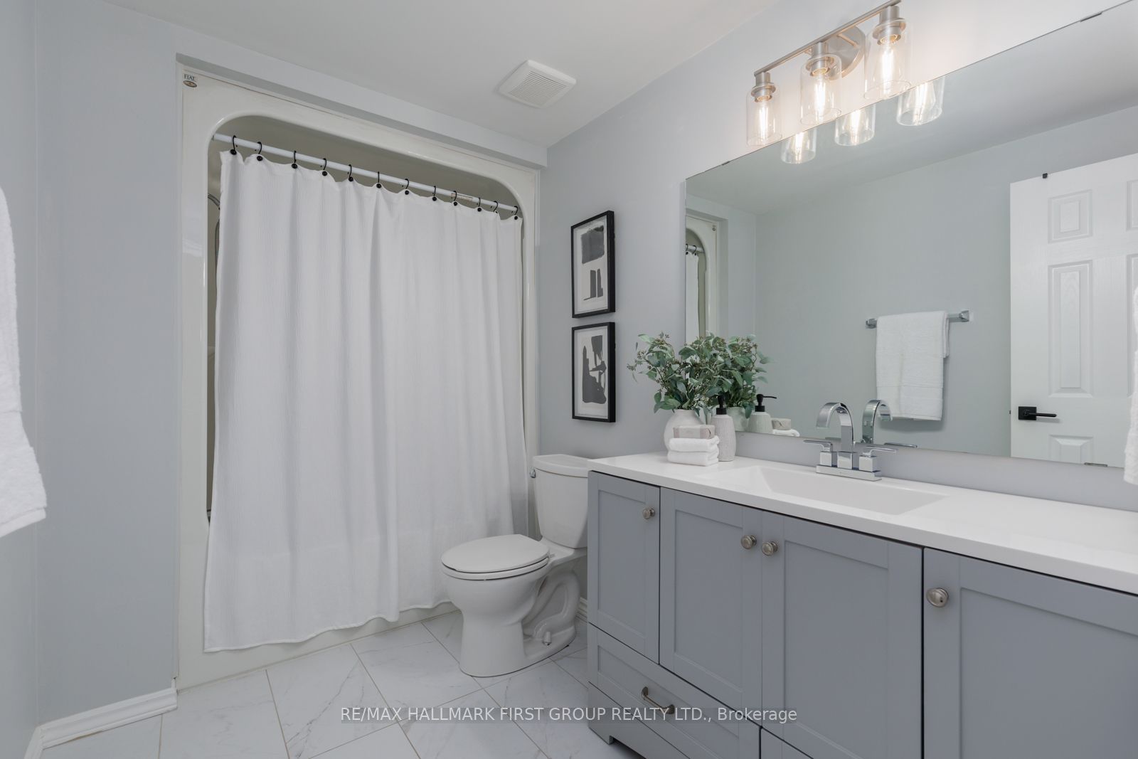 148 Sandringham Drive Property Photo 32