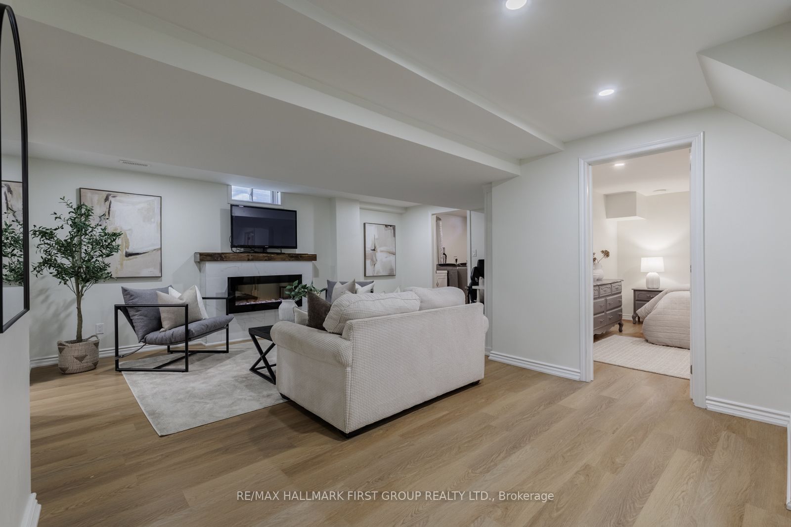 148 Sandringham Drive Property Photo 33