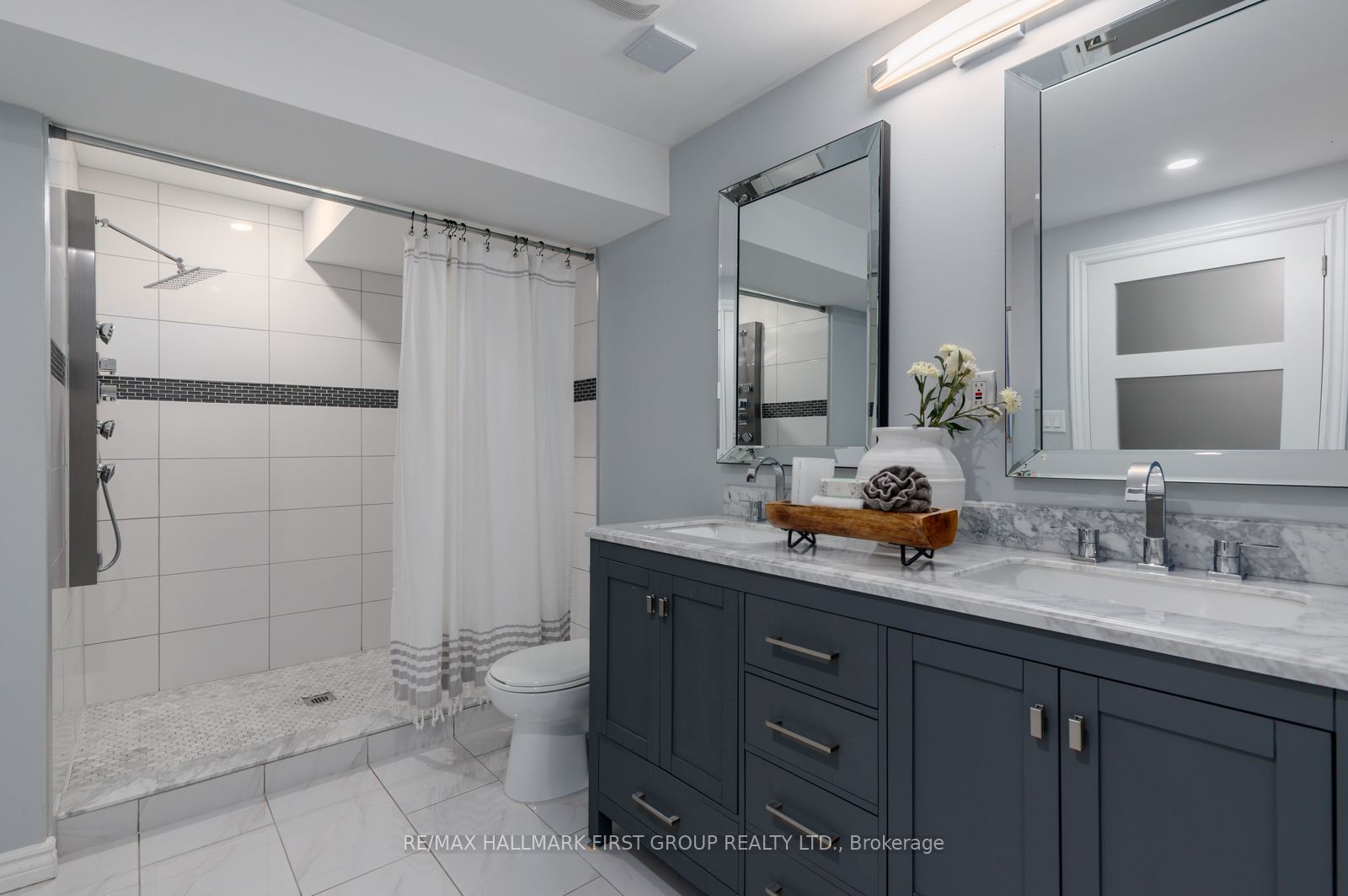 148 Sandringham Drive Property Photo 38