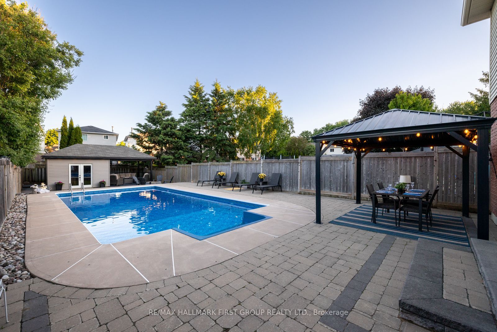 148 Sandringham Drive Property Photo 40