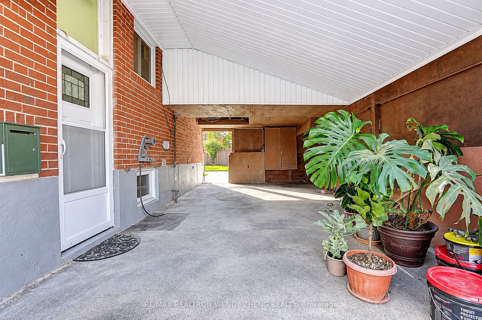 4 Amethyst Road Property Photo 43
