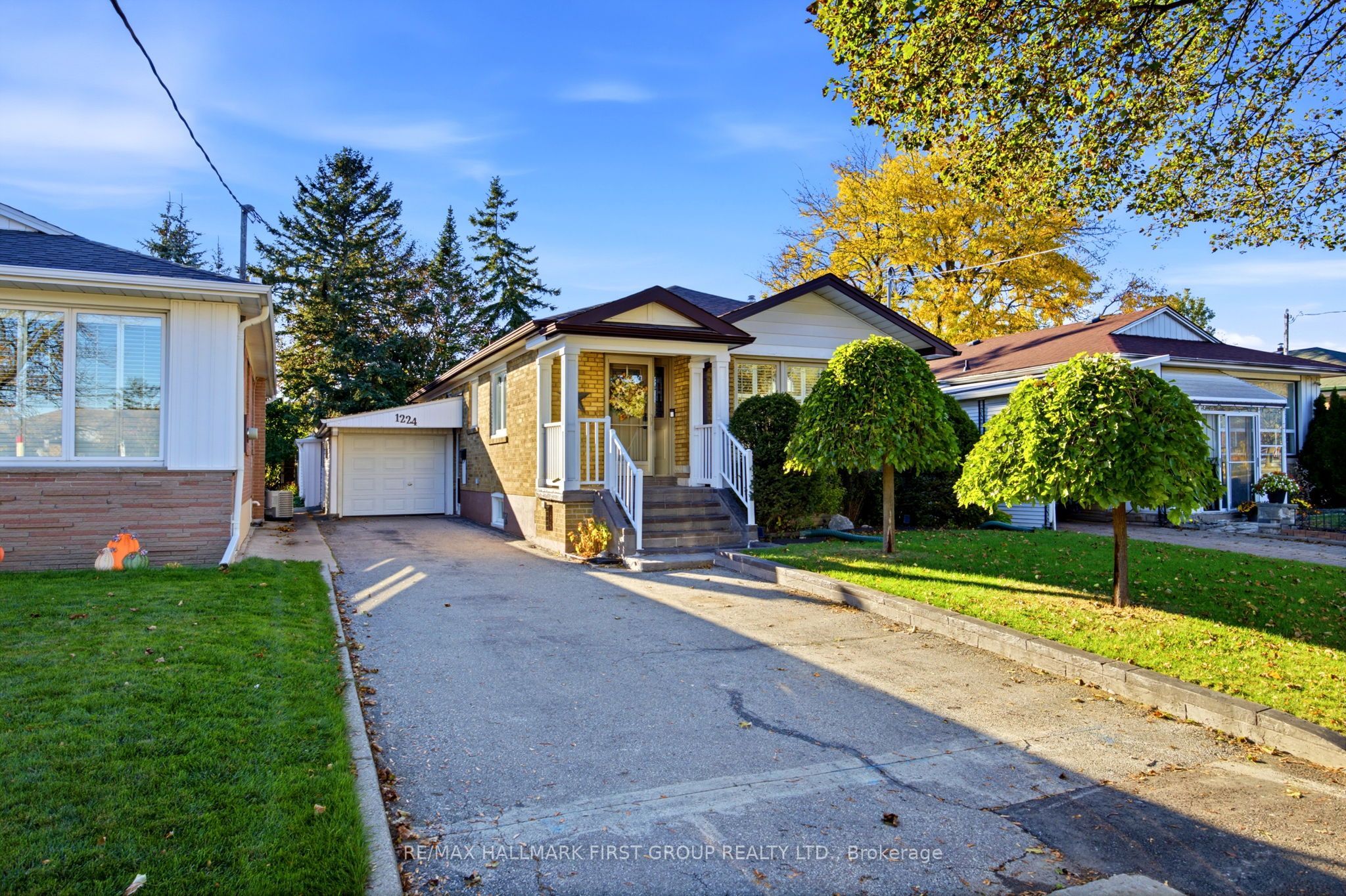 1224 Pharmacy Avenue Property Photo 2