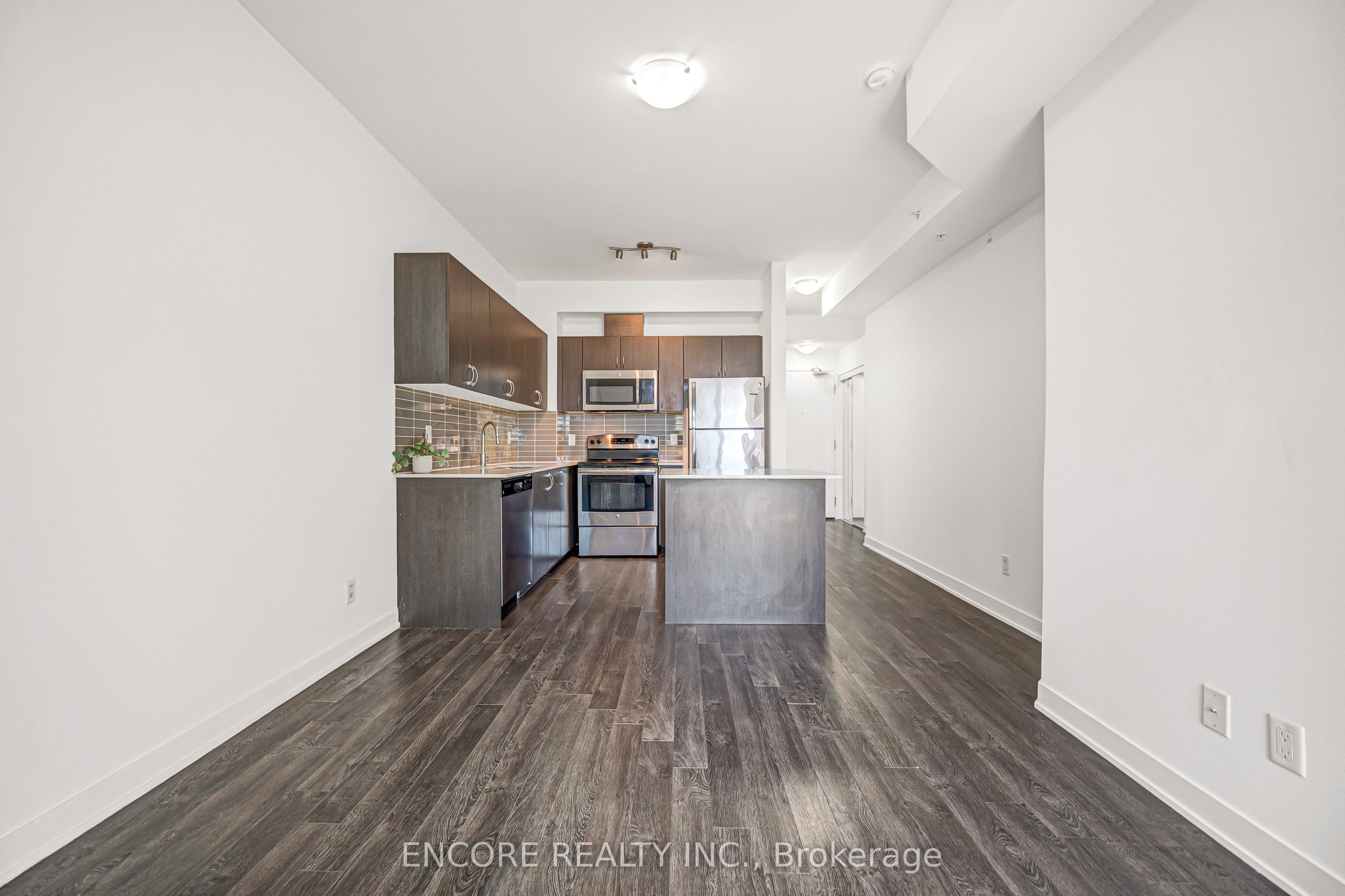 3560 St Clair Avenue E 215 Property Photo 24