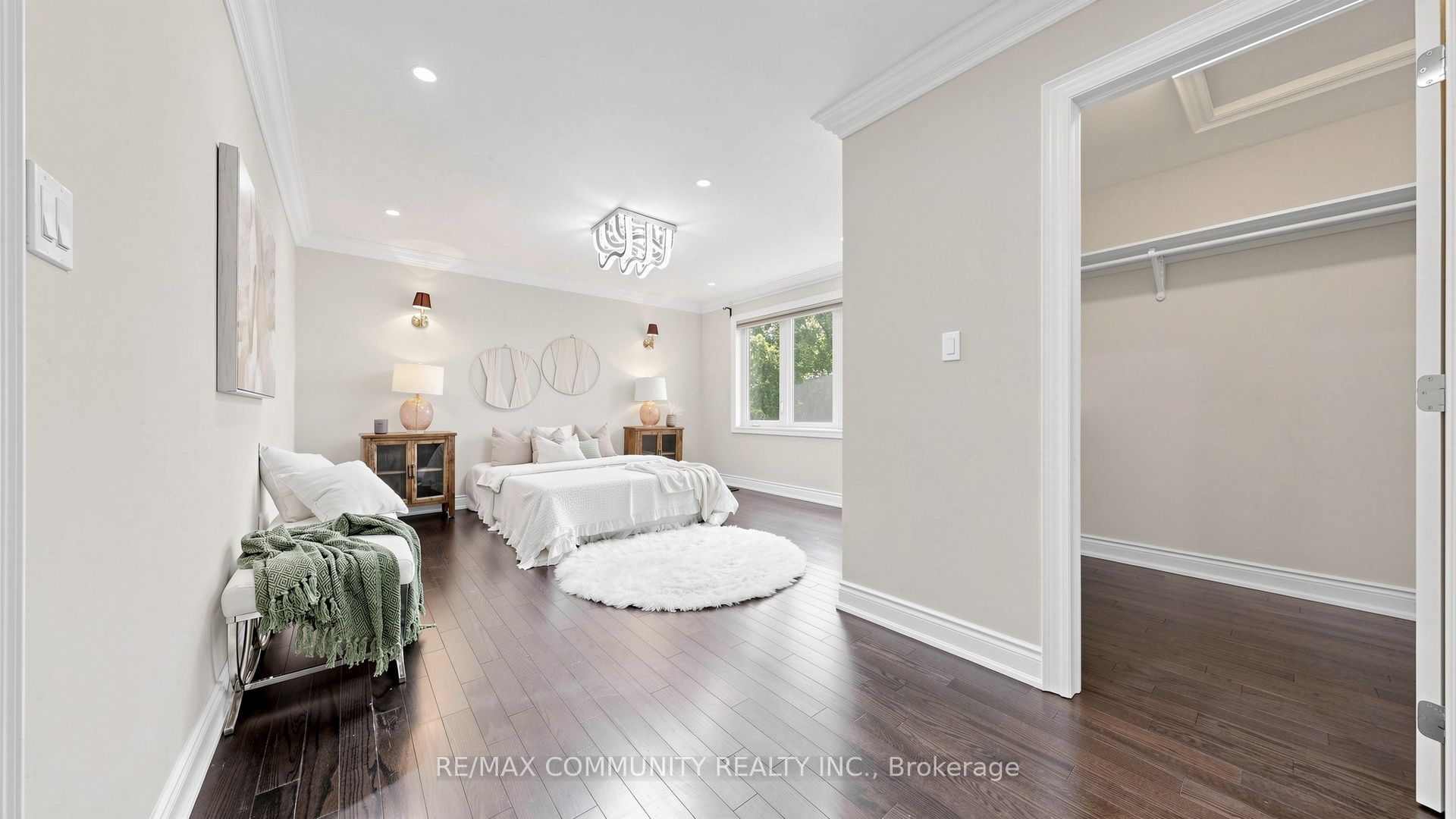 118 Harewood Avenue Property Photo 24