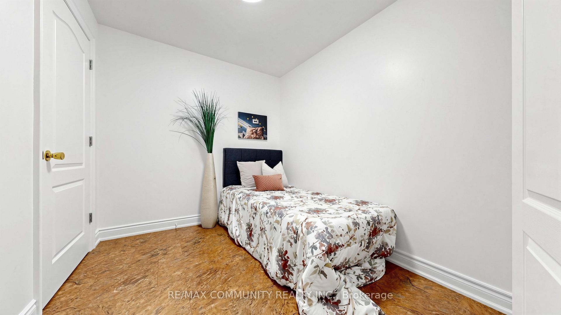 118 Harewood Avenue Property Photo 45