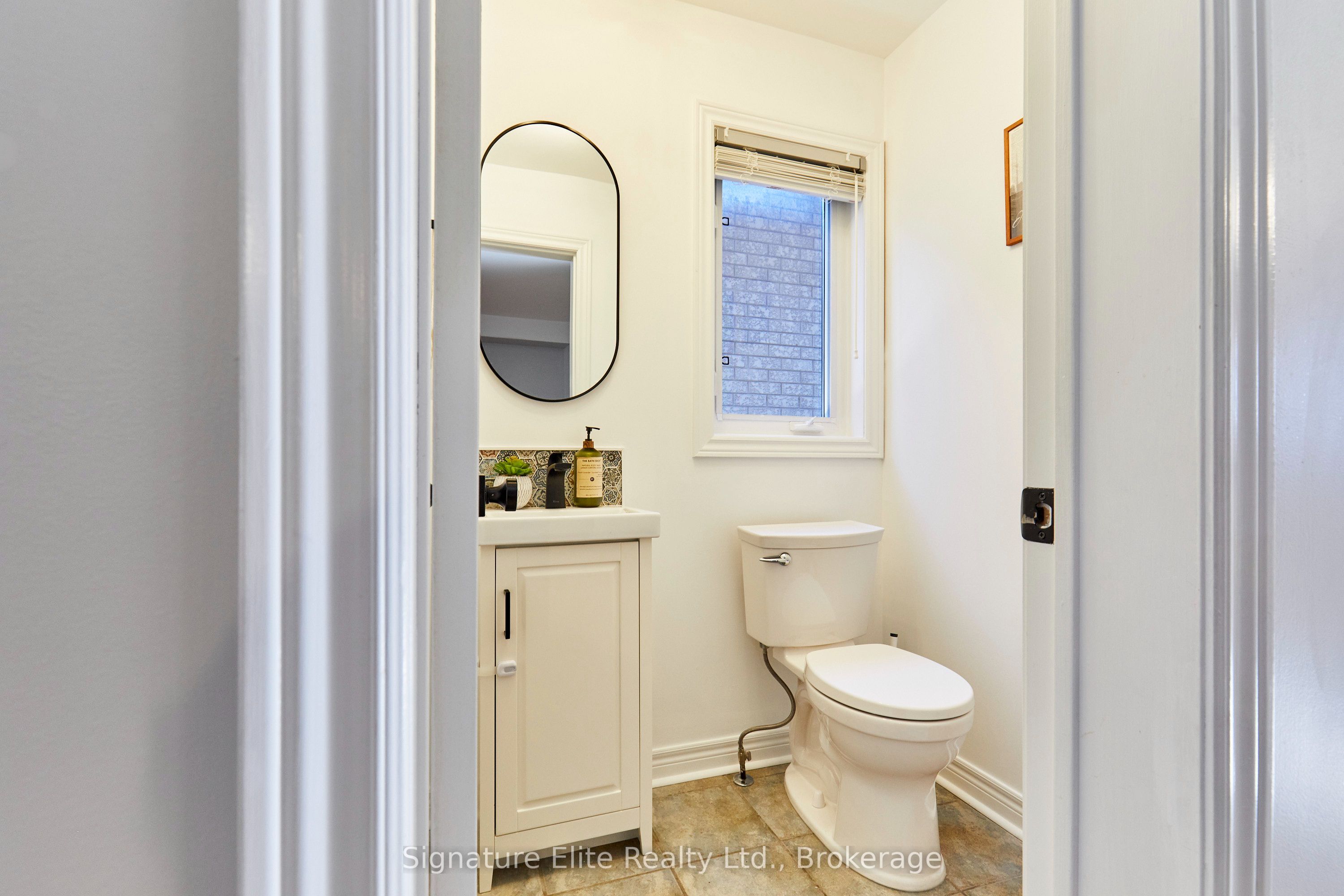 76 Brinloor Boulevard Property Photo 17