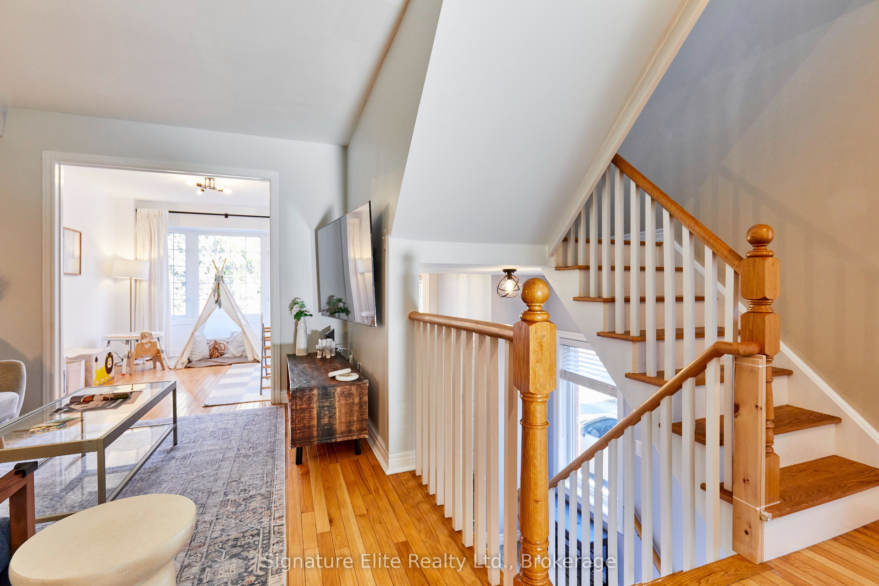 76 Brinloor Boulevard Property Photo 18