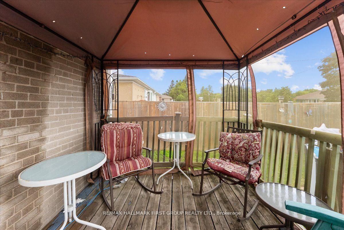 1014 Dunlop Street E Property Photo 23