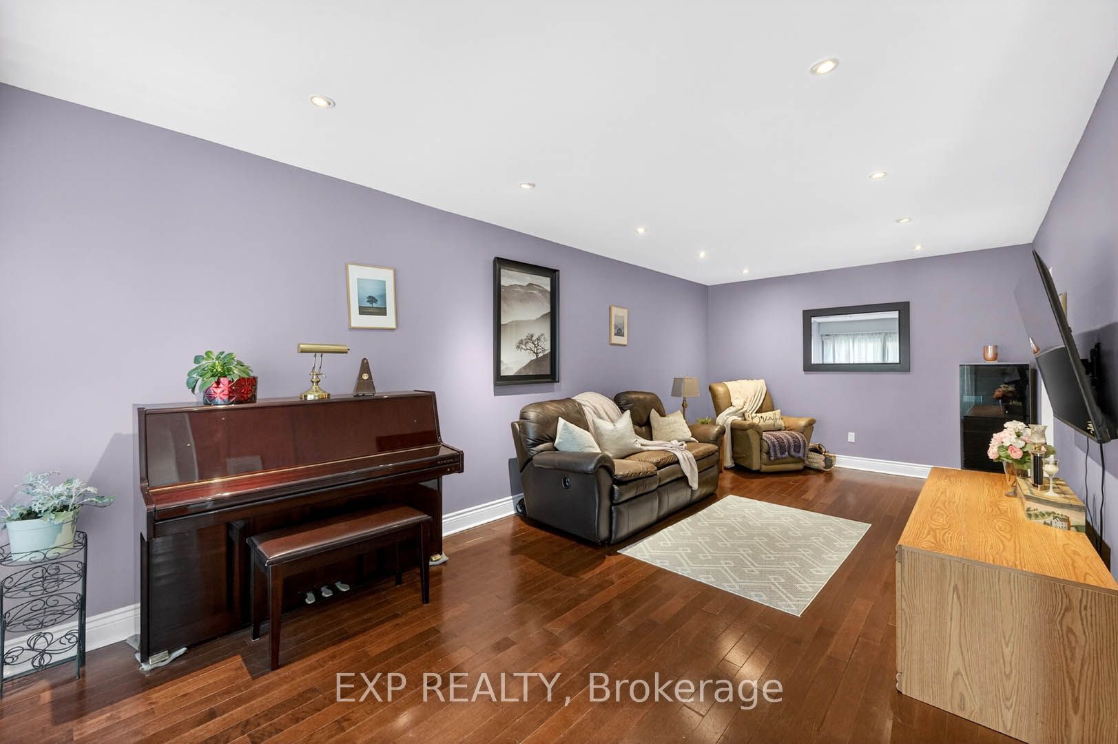 925 Bayly Street 36 Property Photo 7