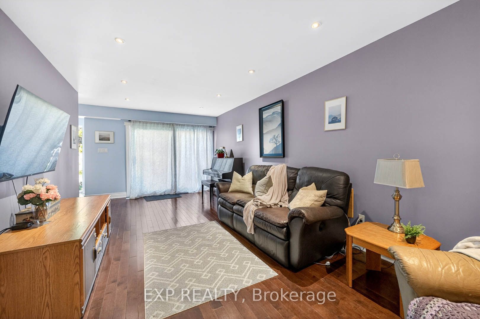 925 Bayly Street 36 Property Photo 12
