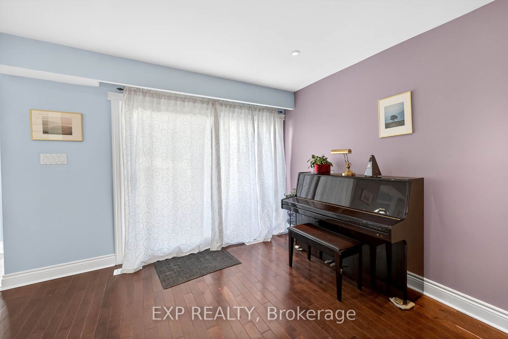 925 Bayly Street 36 Property Photo 13