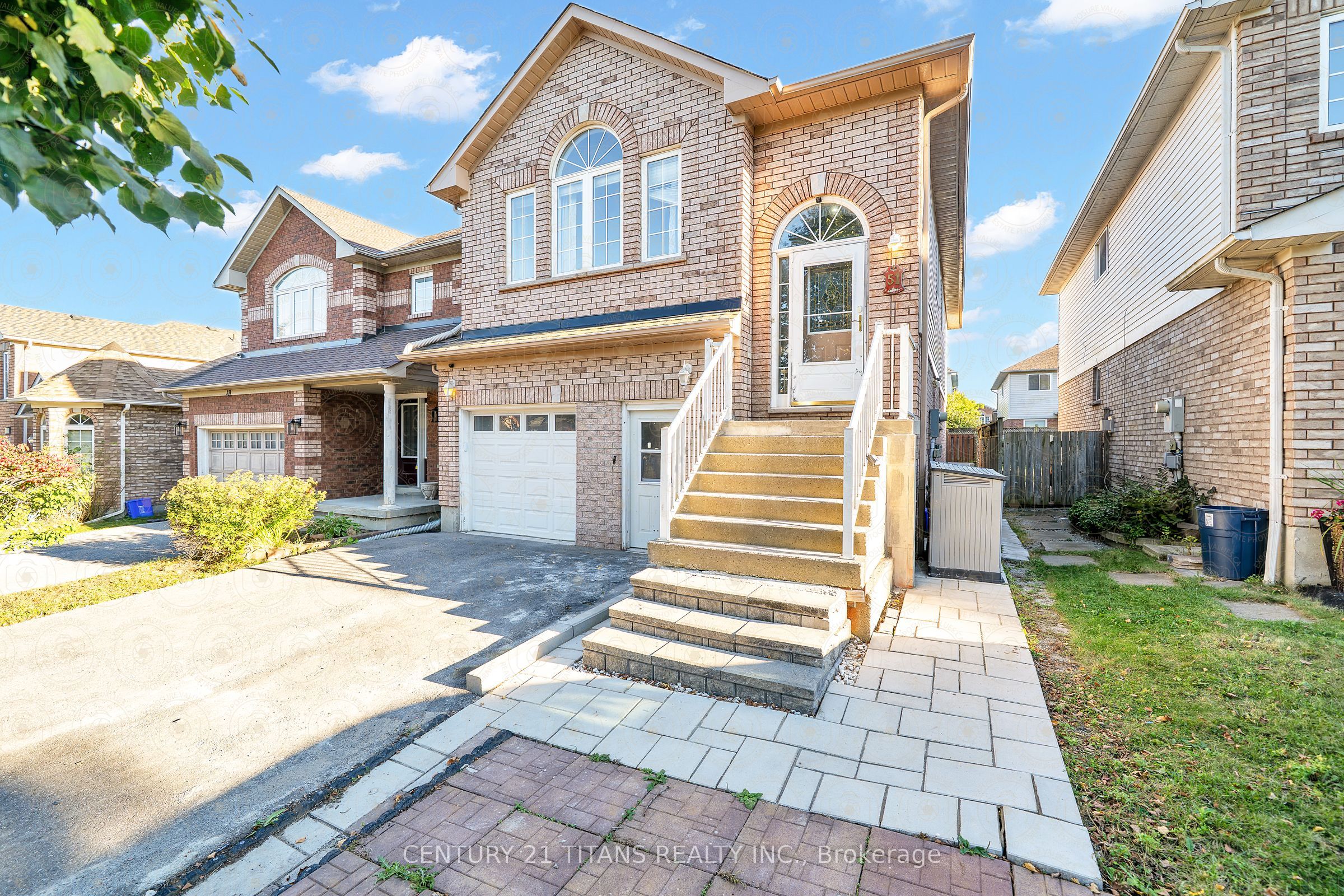 51 Marchwood Crescent