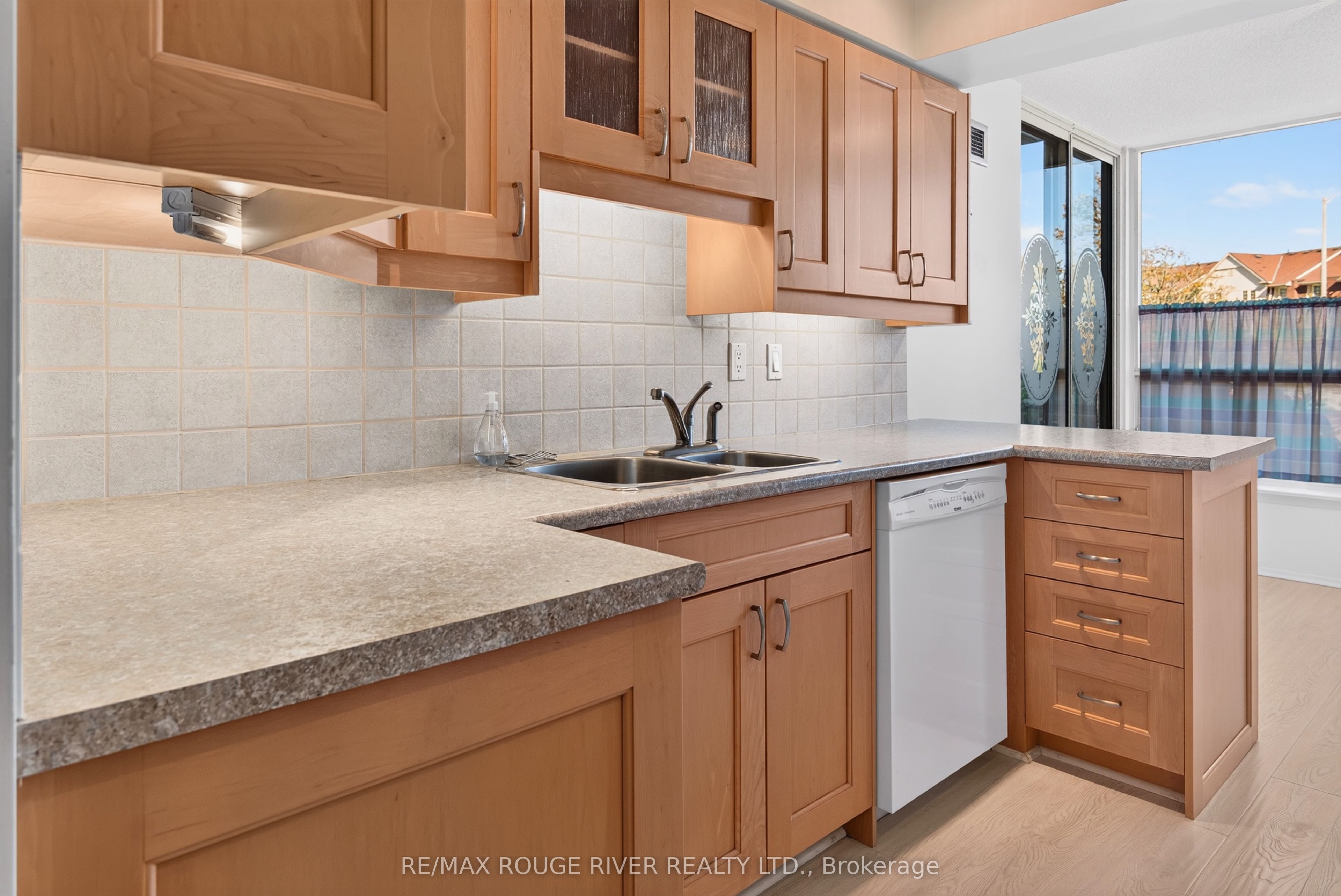 1890 Valley Farm Road 104 Property Photo 6