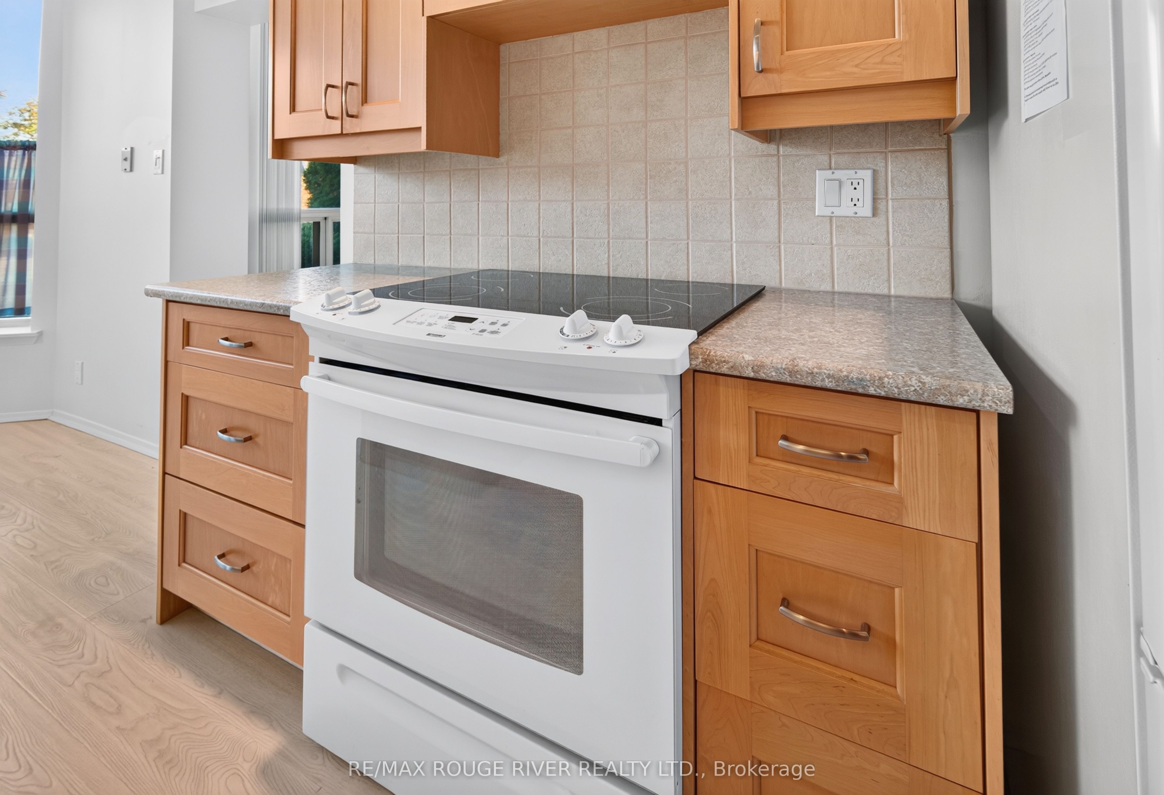 1890 Valley Farm Road 104 Property Photo 8