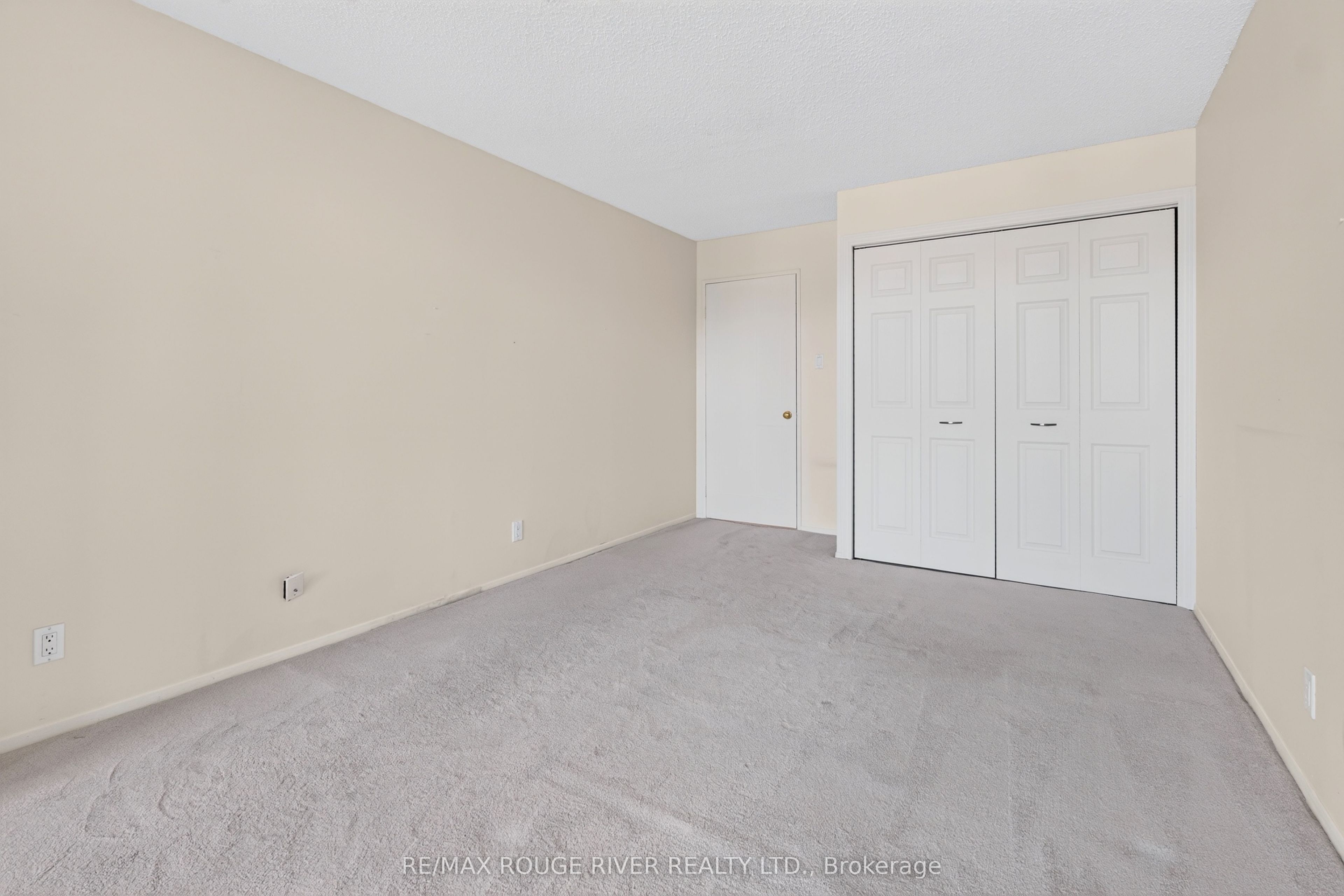 1890 Valley Farm Road 104 Property Photo 25