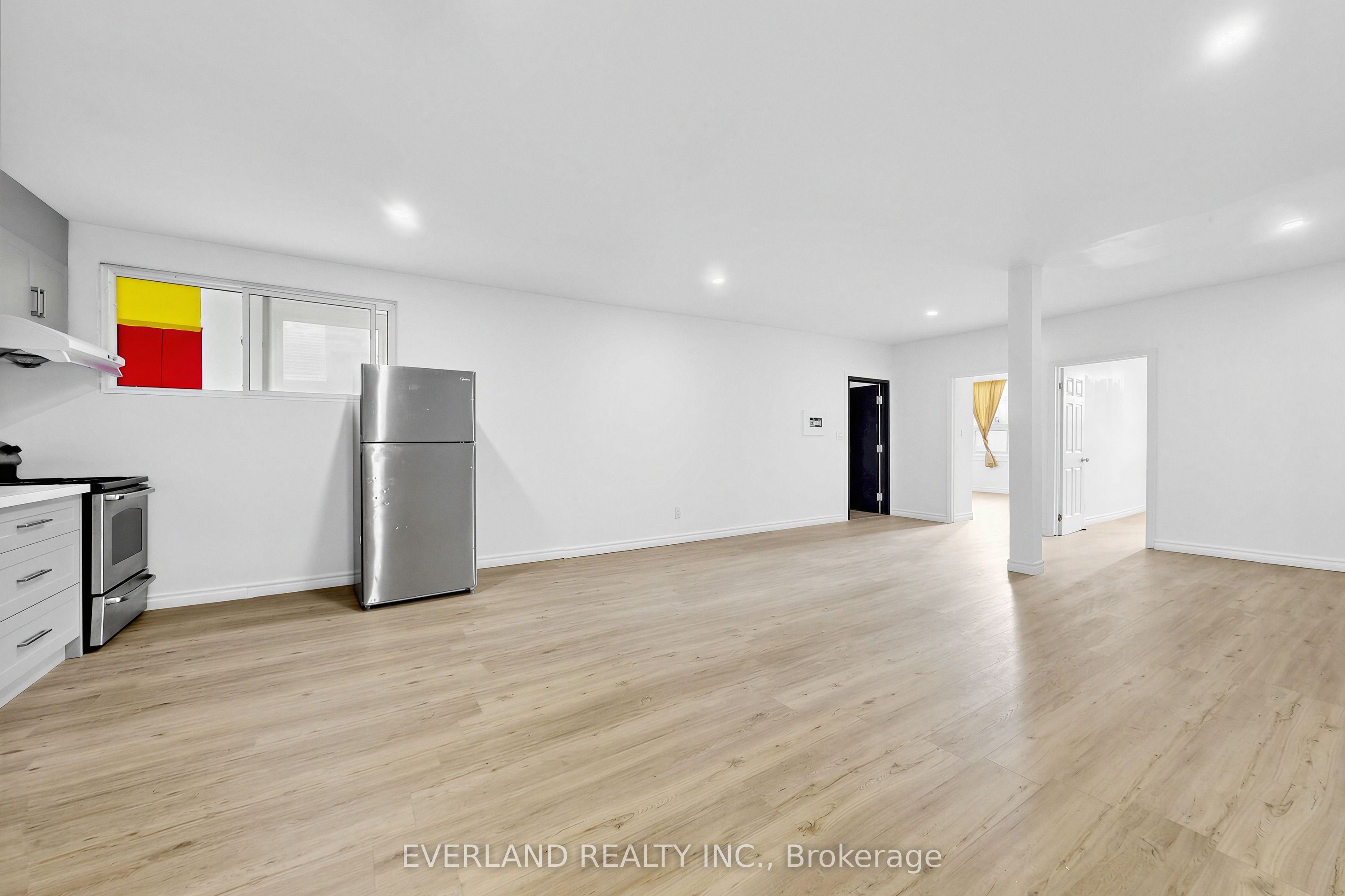 20 King Street E A Property Photo 5