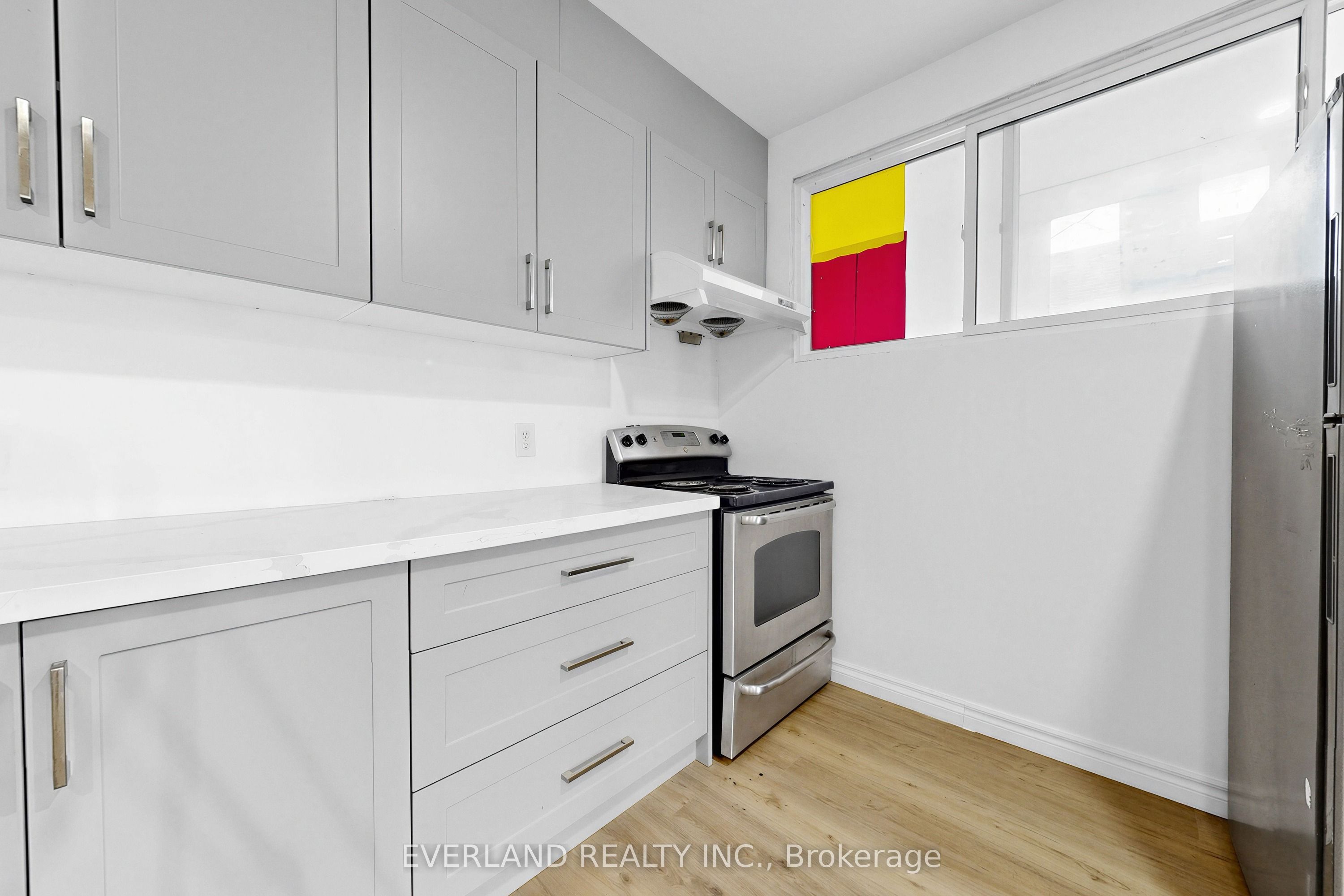 20 King Street E A Property Photo 6