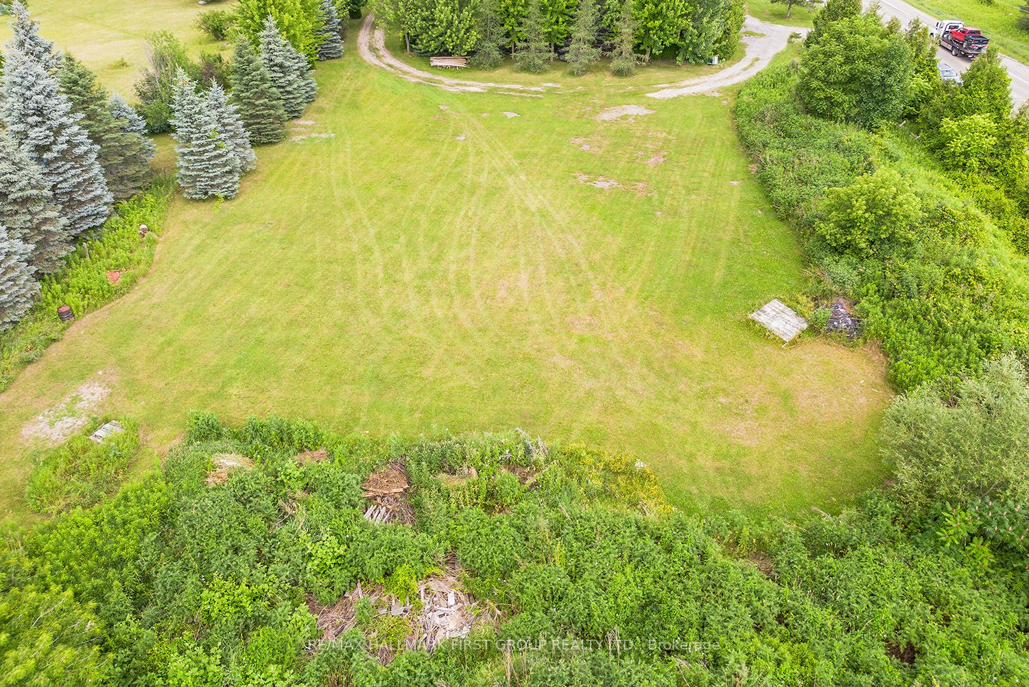 17300 Island Road Property Photo 2