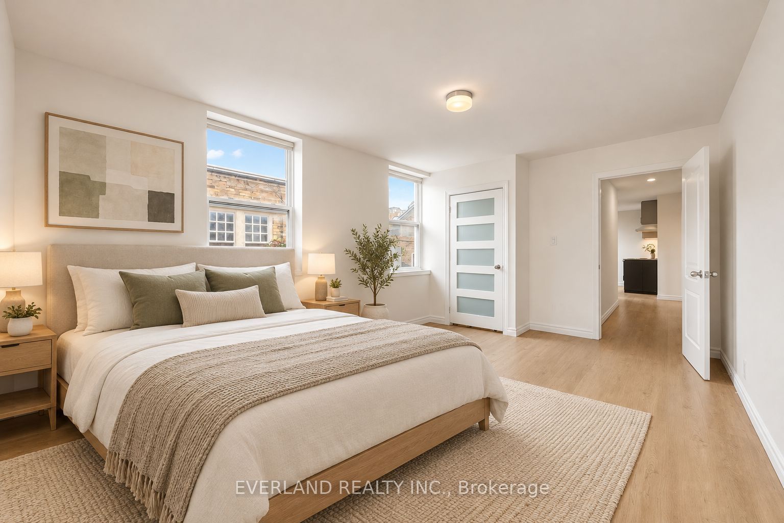 20 King Street E C Property Photo 1