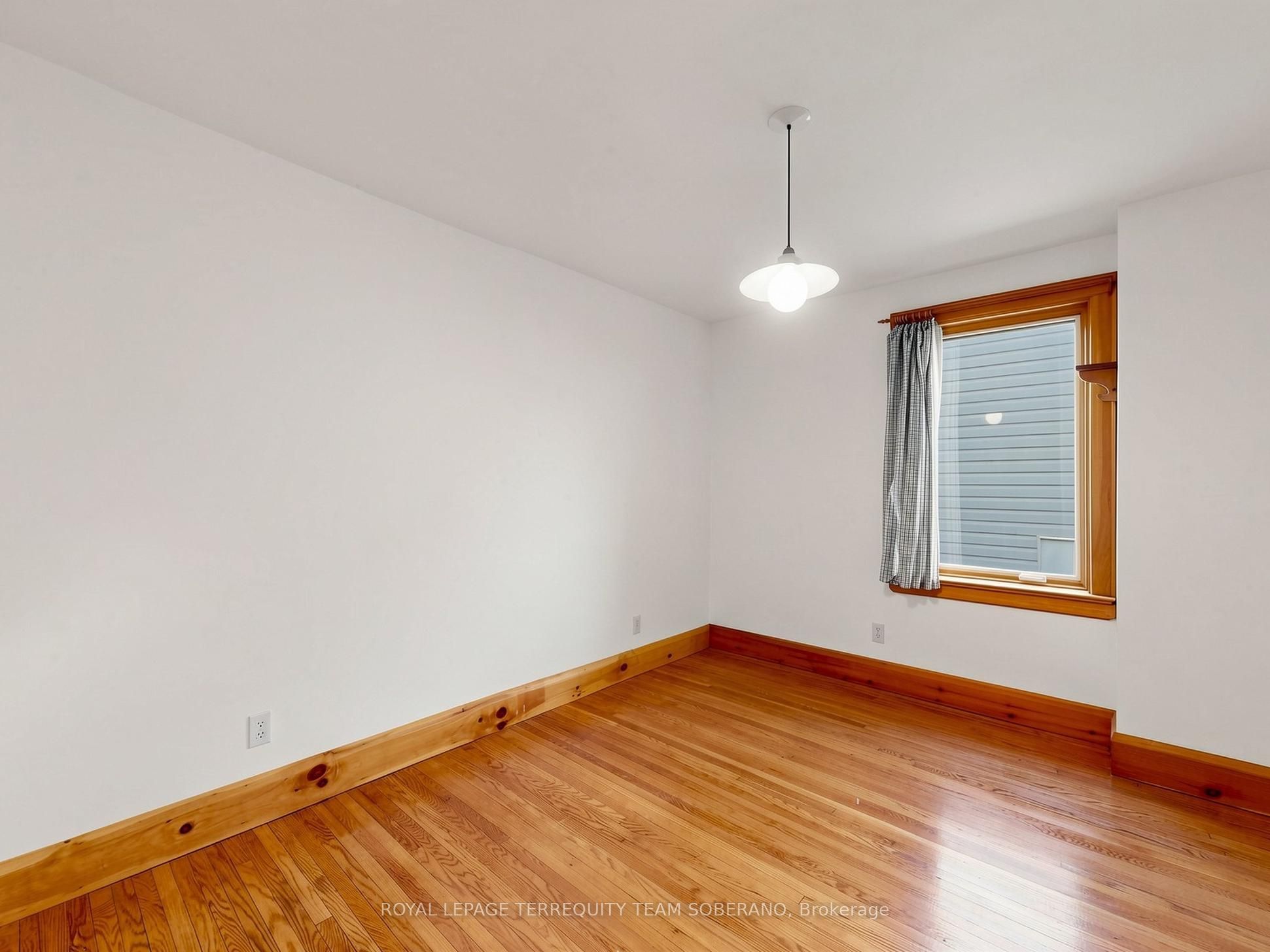 61 Secord Avenue Property Photo 29