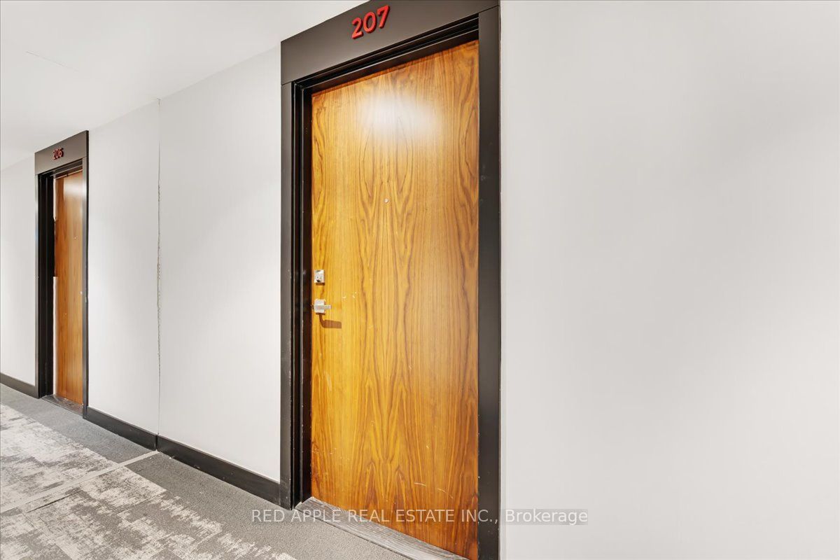 30 Baseball Place 207 Property Photo 4