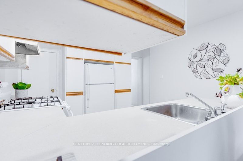 93 N Muriel Avenue N Property Photo 16