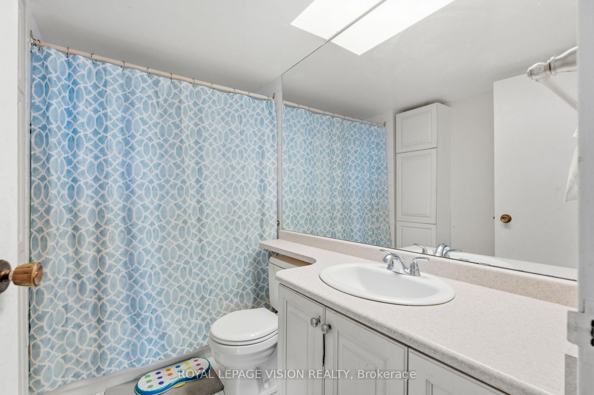 10 Dean Park Road 319 Property Photo 22
