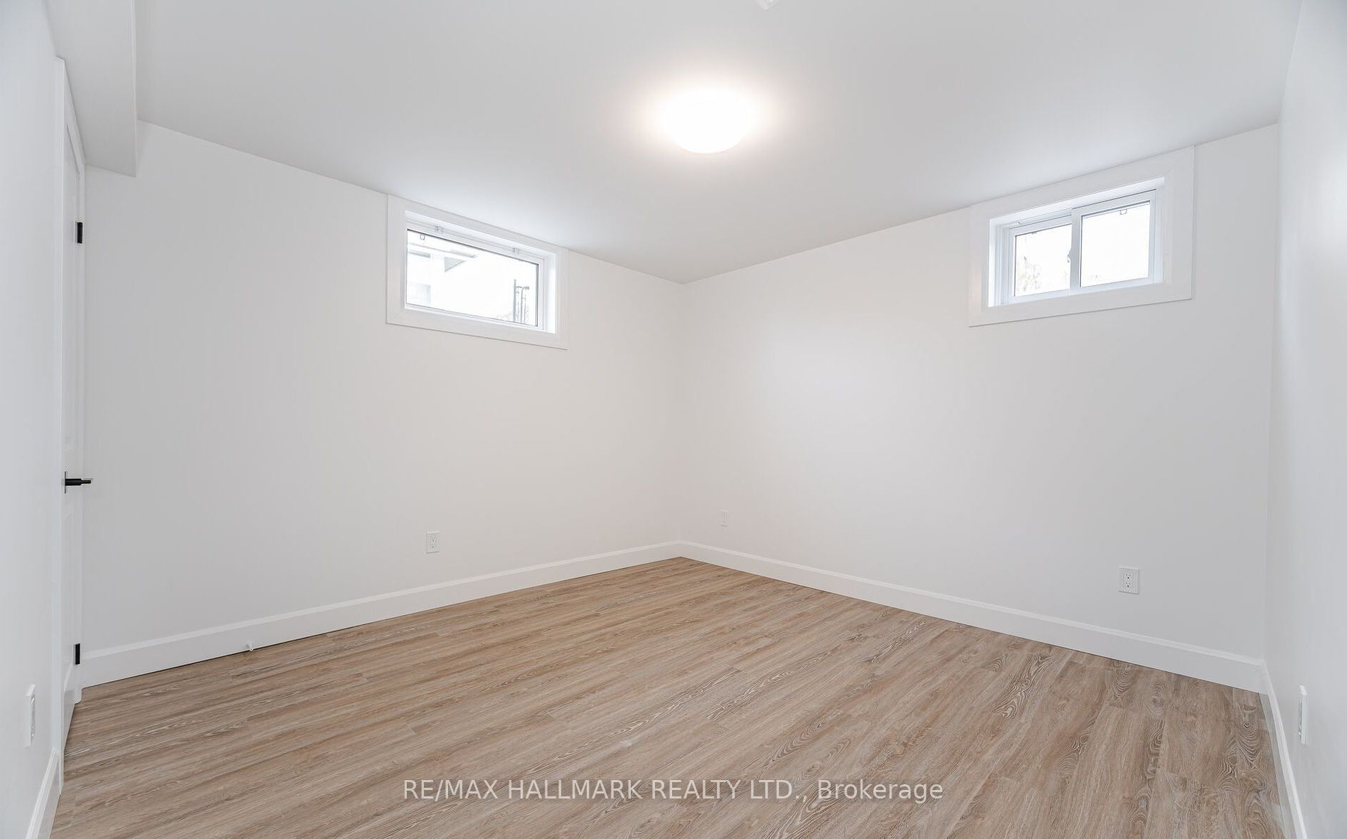283 Porter - Lower Level Street Property Photo 7