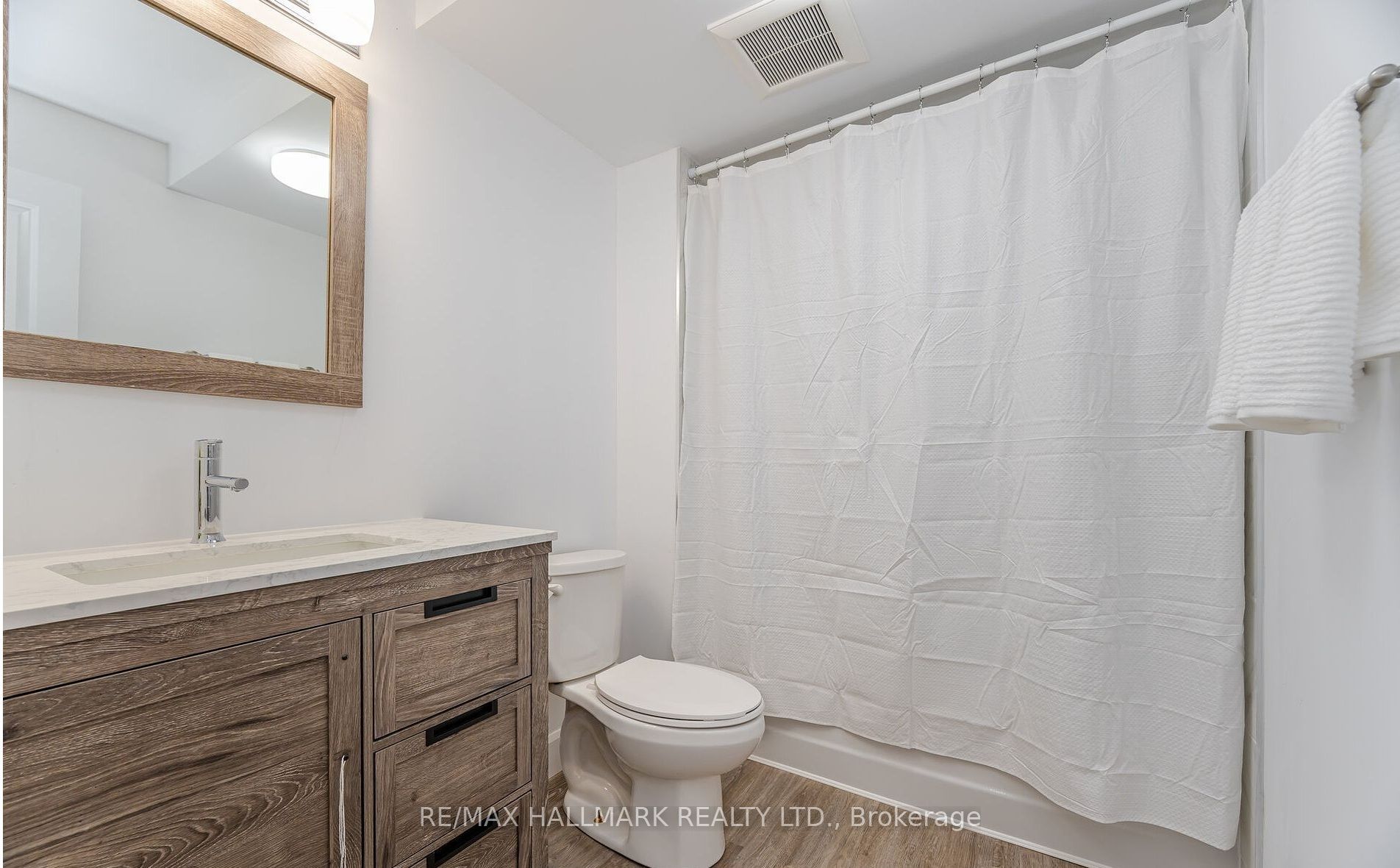 283 Porter - Lower Level Street Property Photo 10