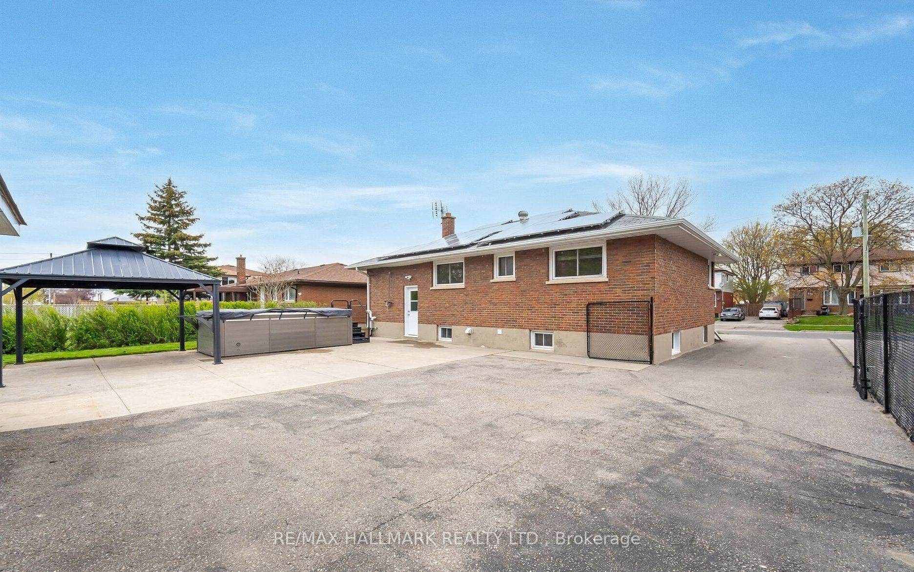 283 Porter - Lower Level Street Property Photo 13