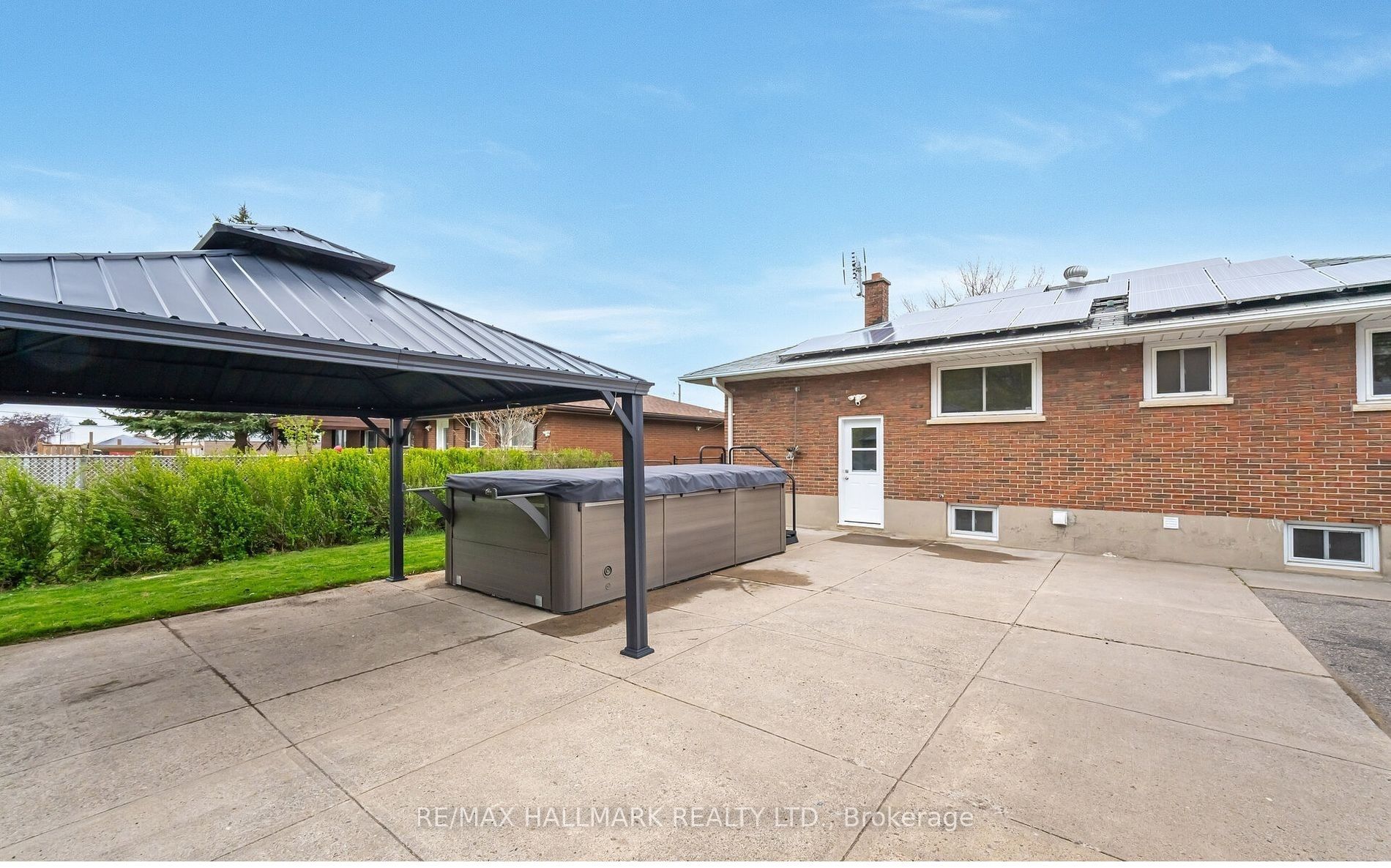 283 Porter - Lower Level Street Property Photo 15