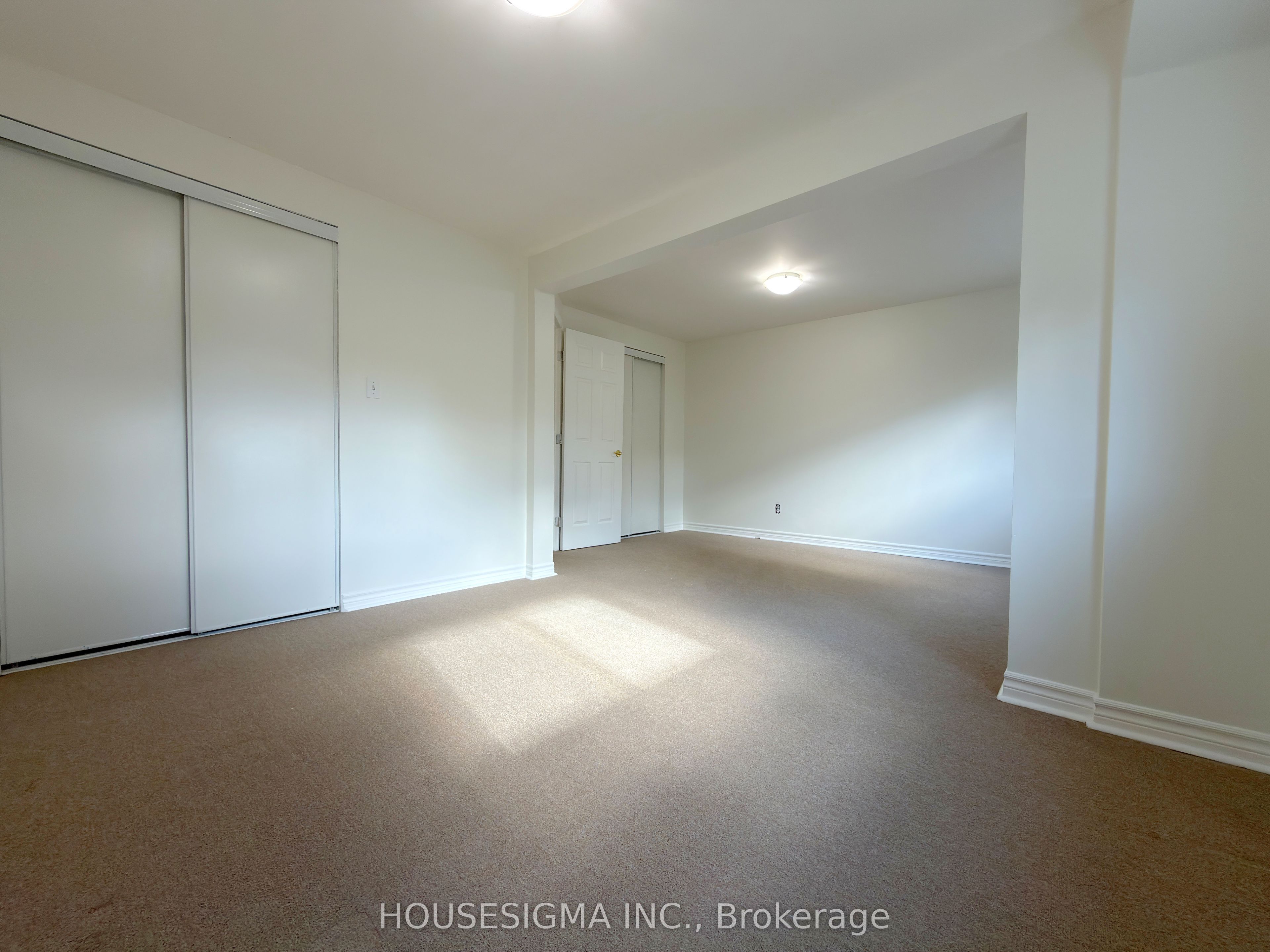 430 Harcourt Drive Property Photo 14