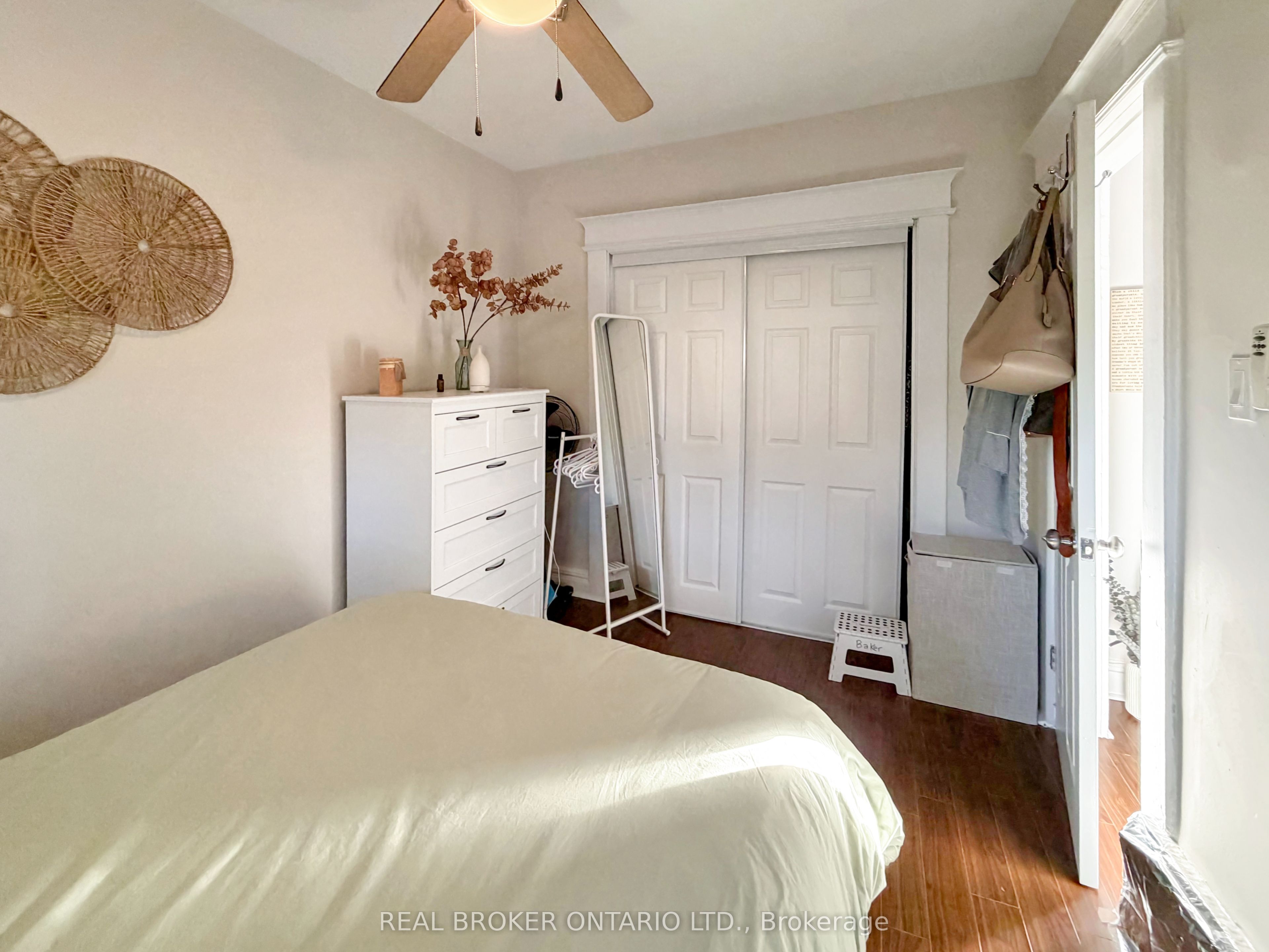 79 Blantyre Avenue Upper Property Photo 6