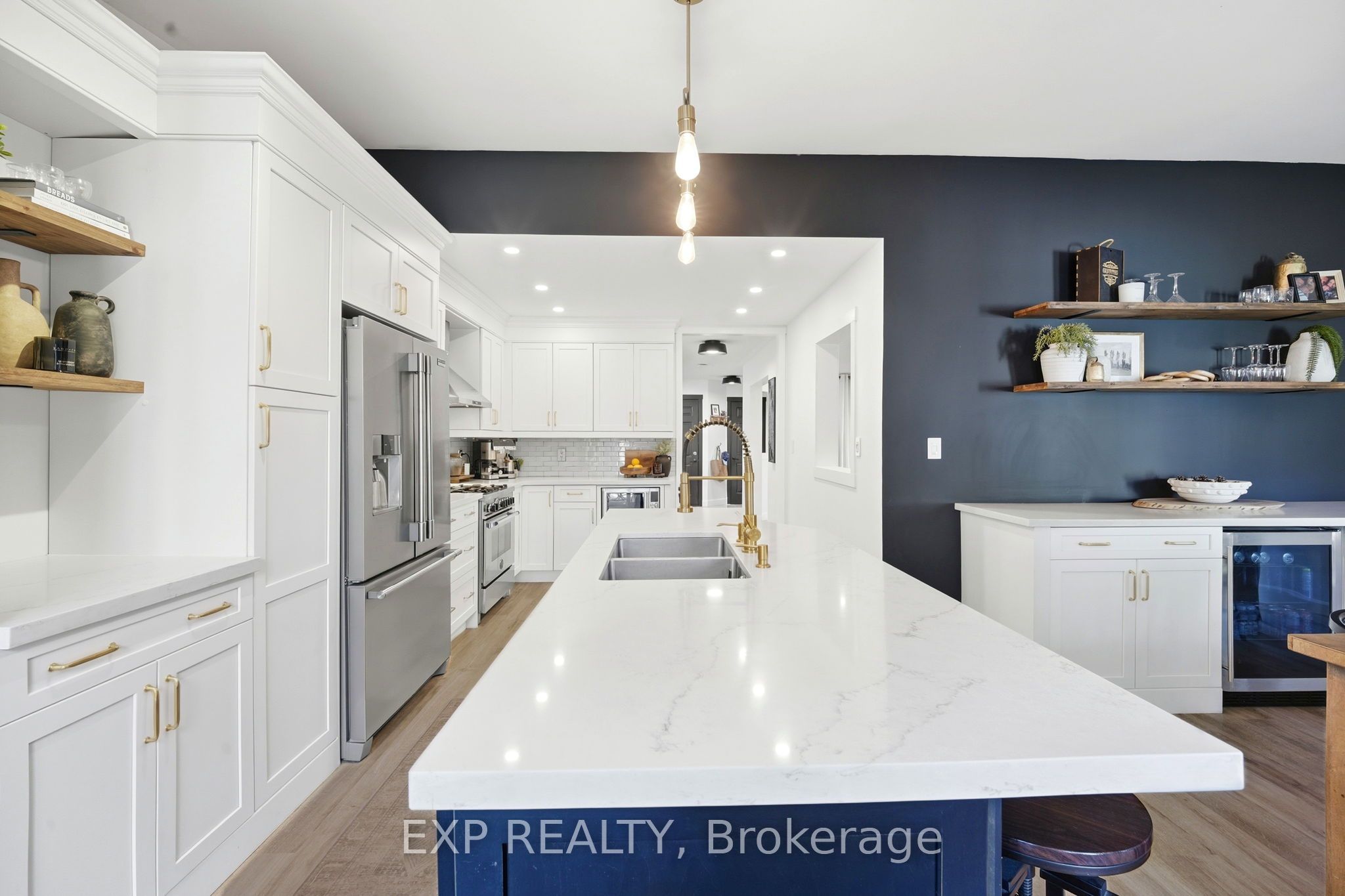 152 Underwood Drive Property Photo 3
