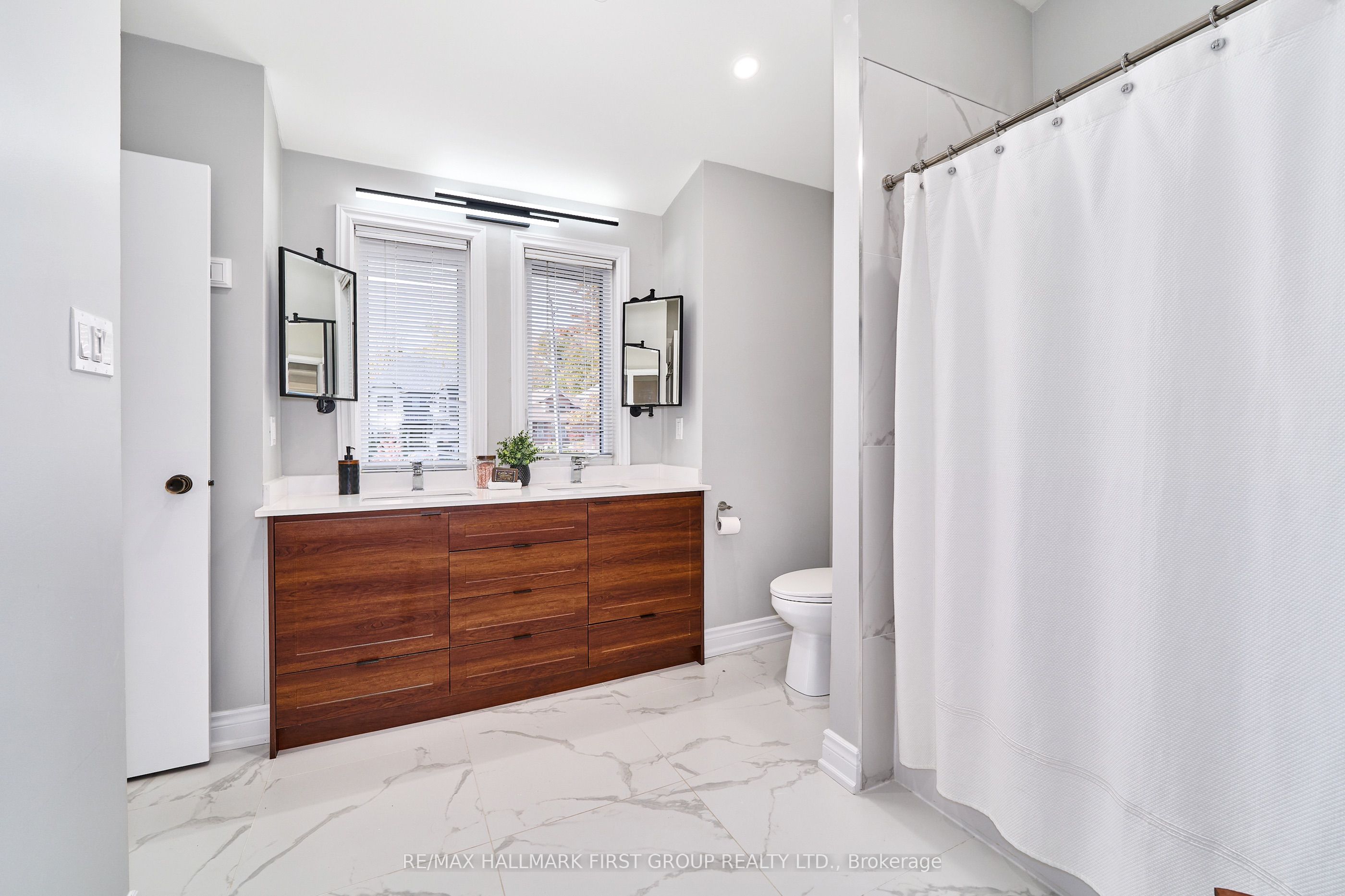 515 Oakwood Drive Property Photo 21